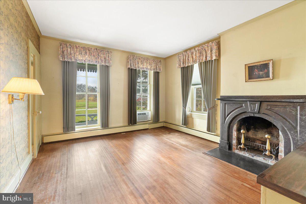 MCKINSTRYS MILL ESTATES - Residential
