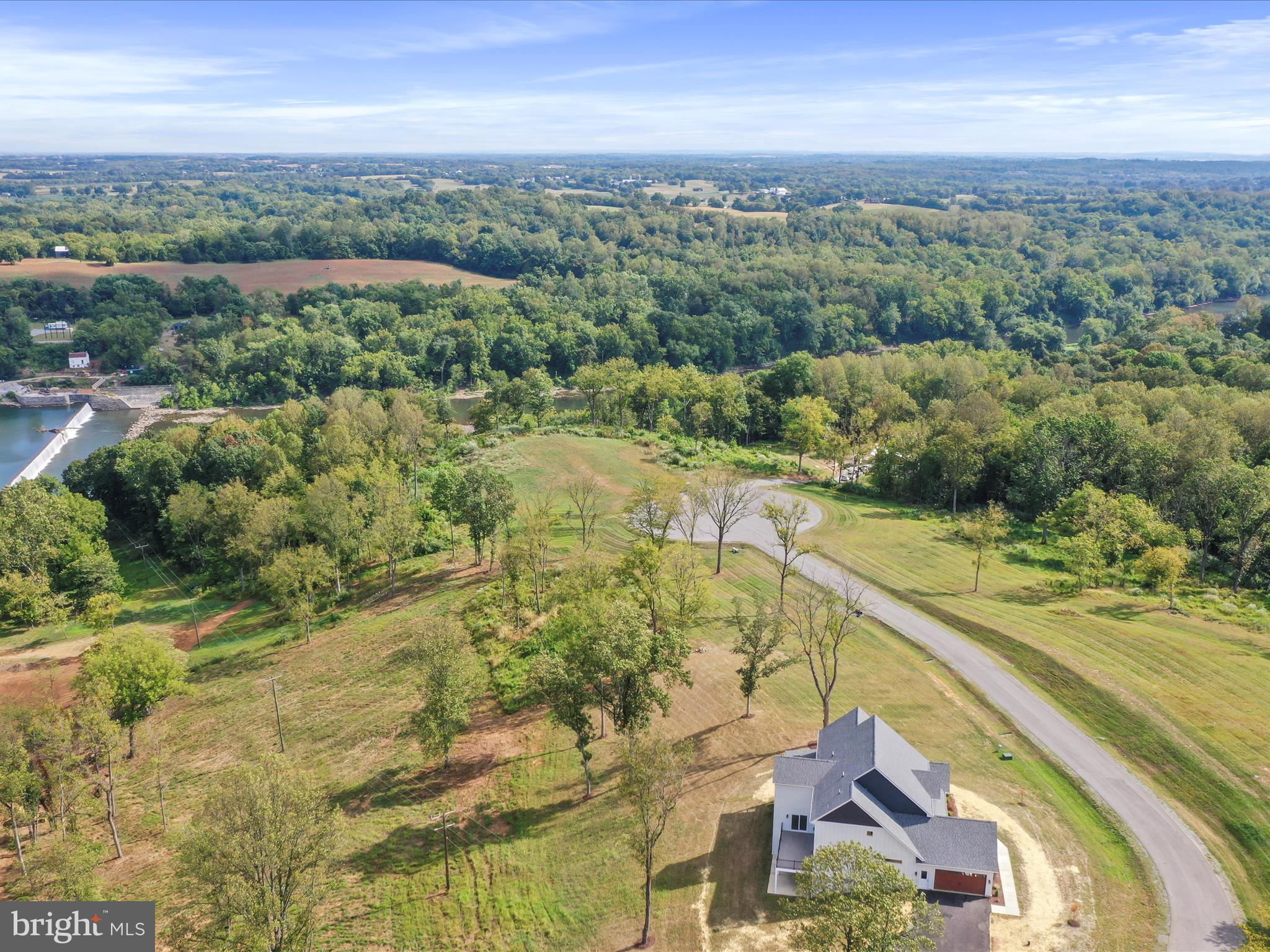 BELLA VISTA - Residential