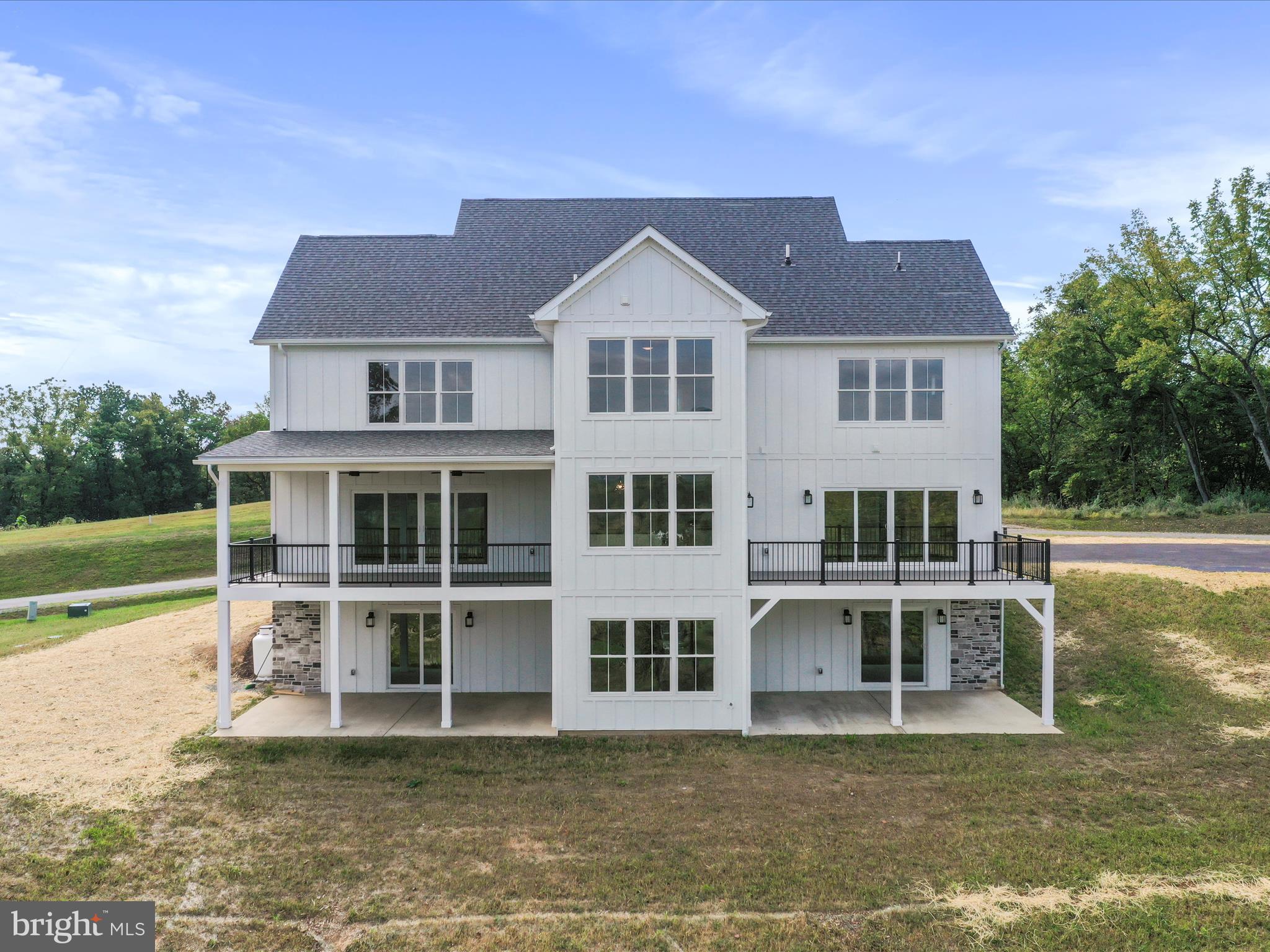 BELLA VISTA - Residential