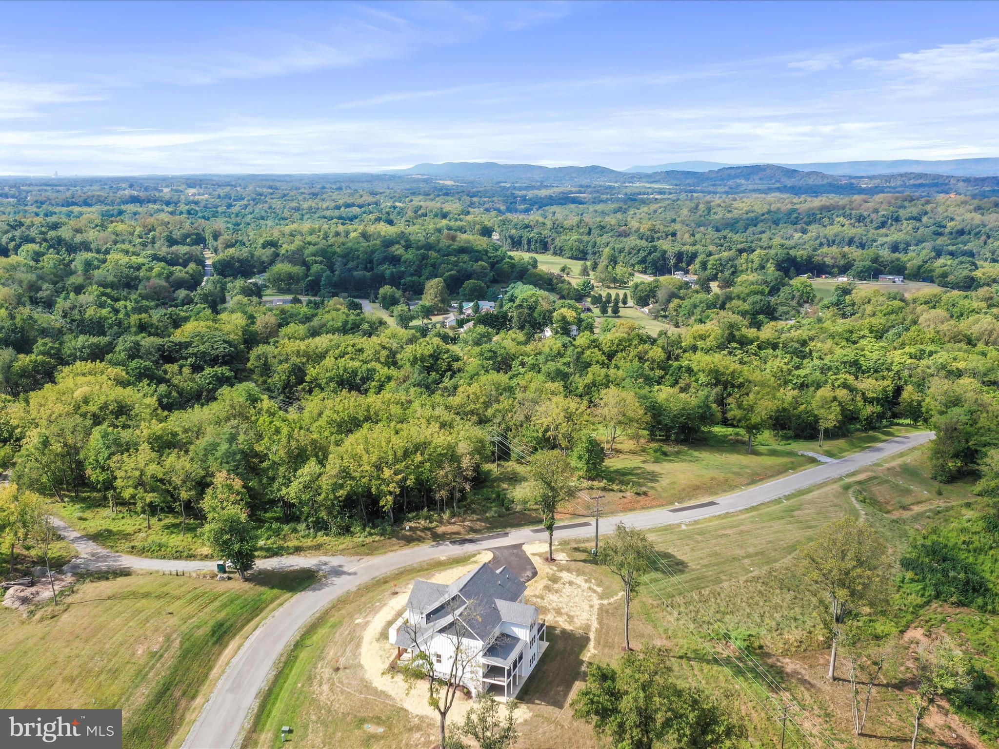 BELLA VISTA - Residential