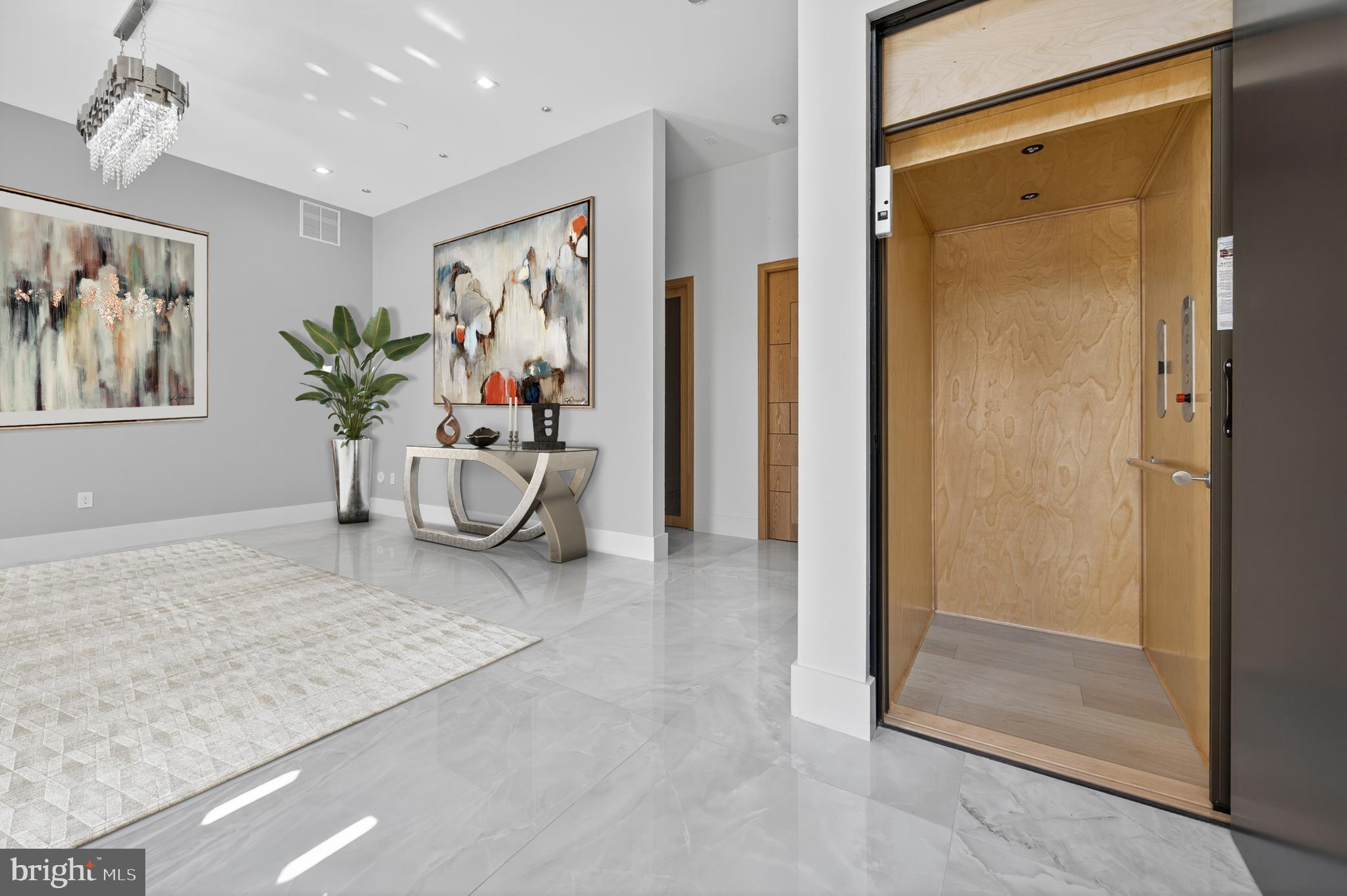 BERKLEY - Residential