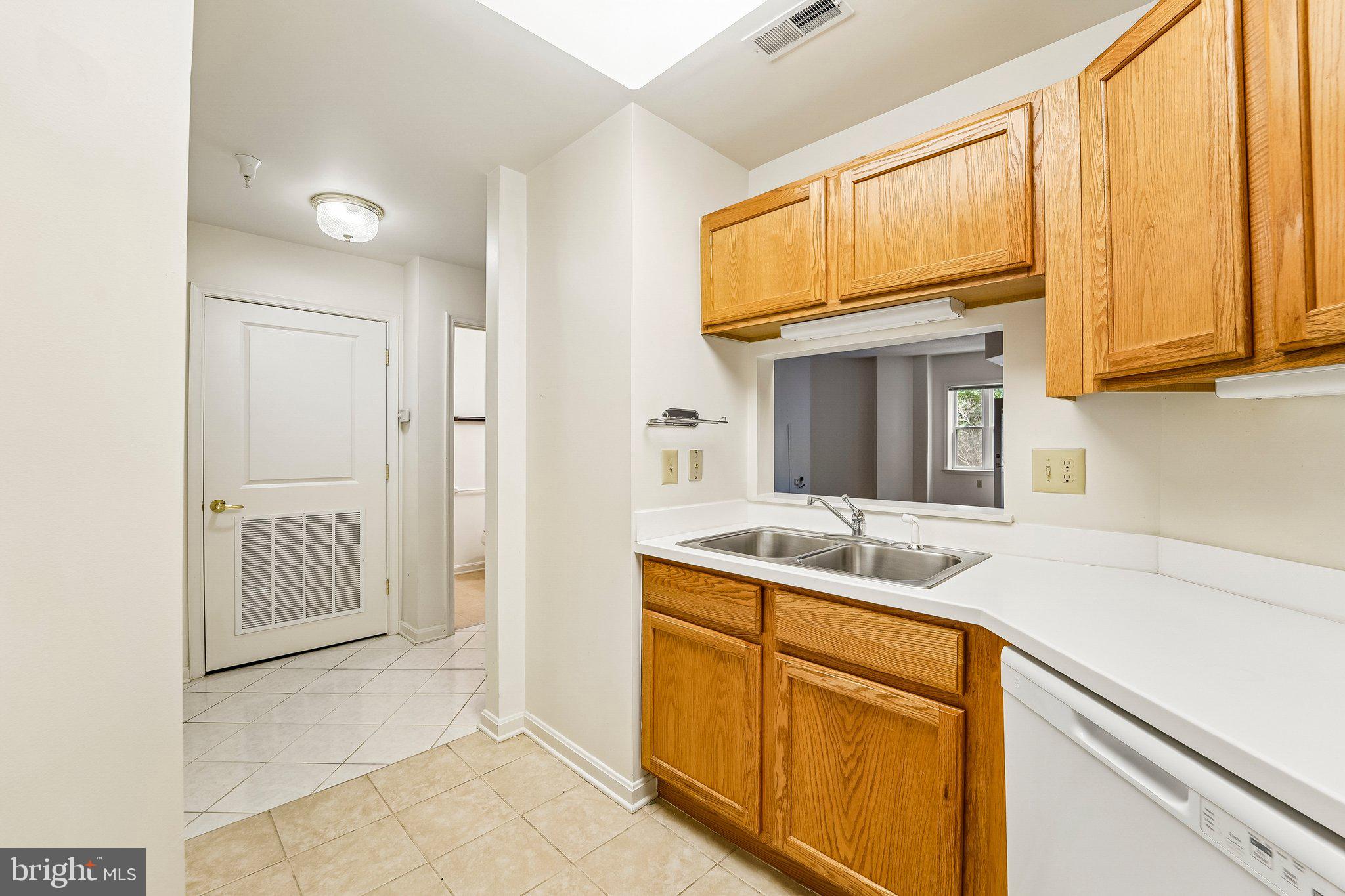 BAYWOODS OF ANNAPOLIS - Residential