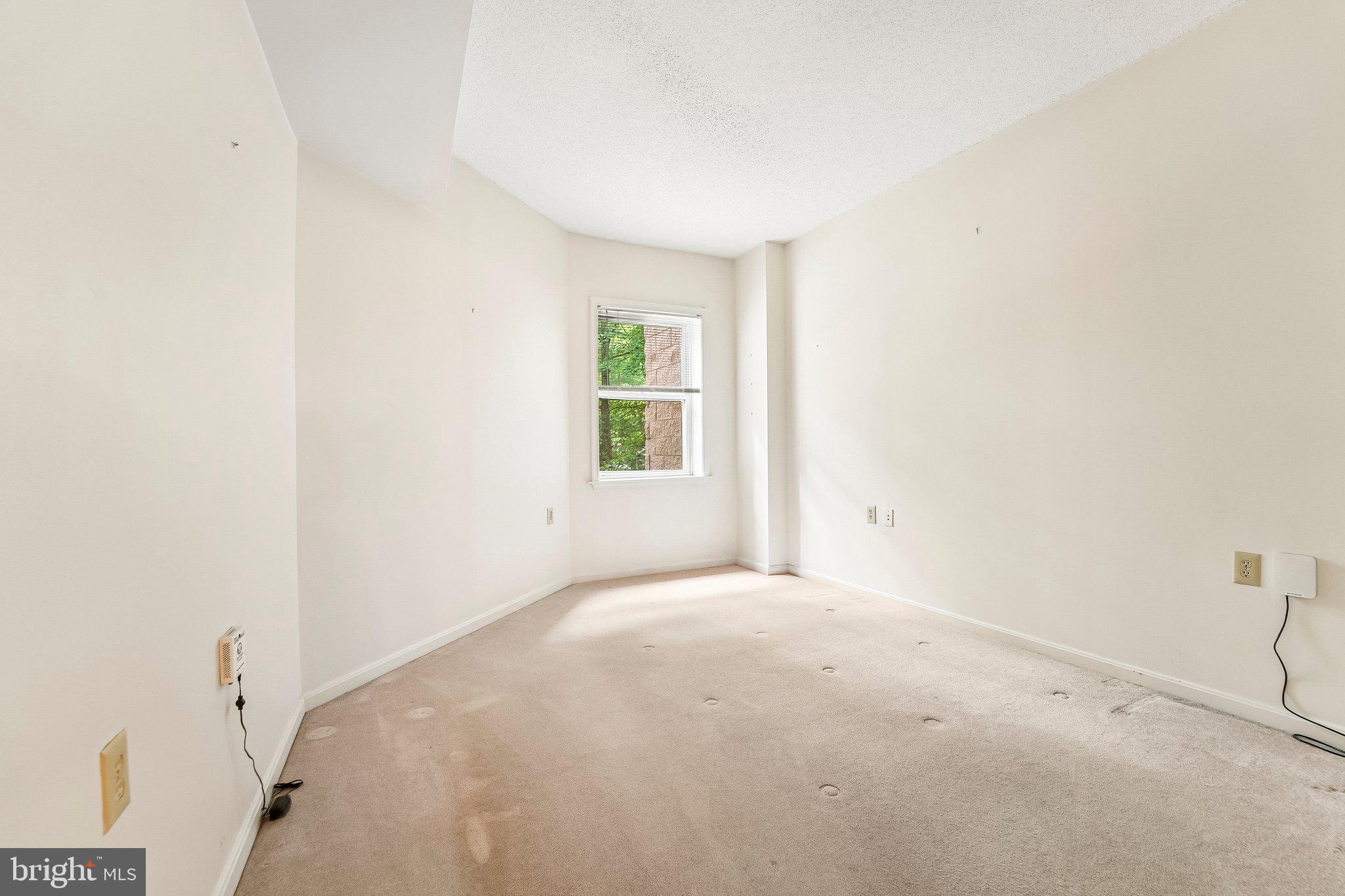 BAYWOODS OF ANNAPOLIS - Residential