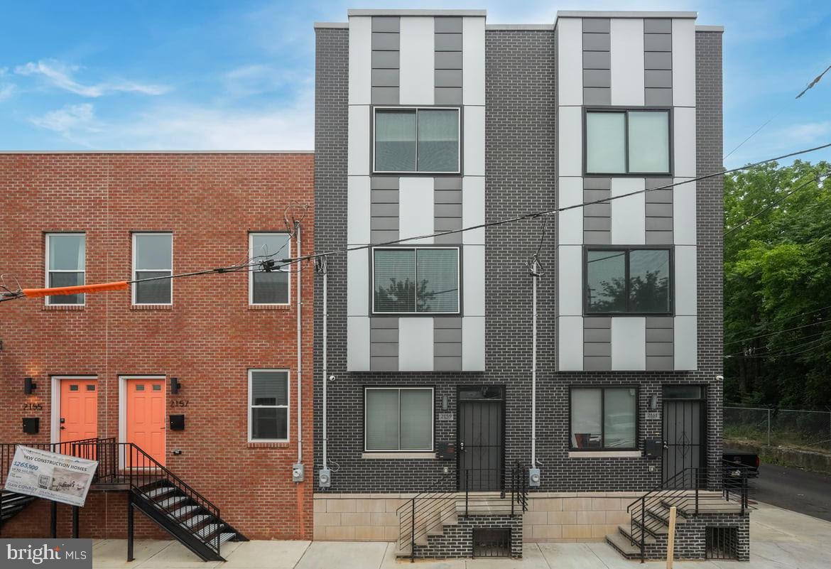 PORT RICHMOND - Residential