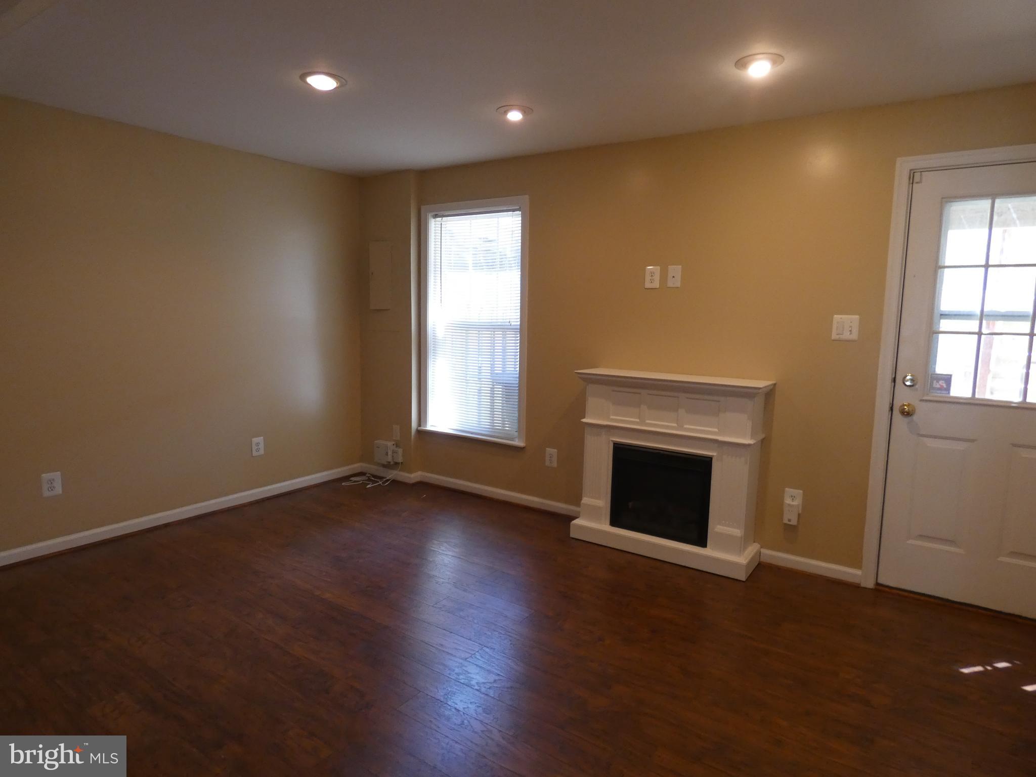 SALEM FIELDS - Residential Lease