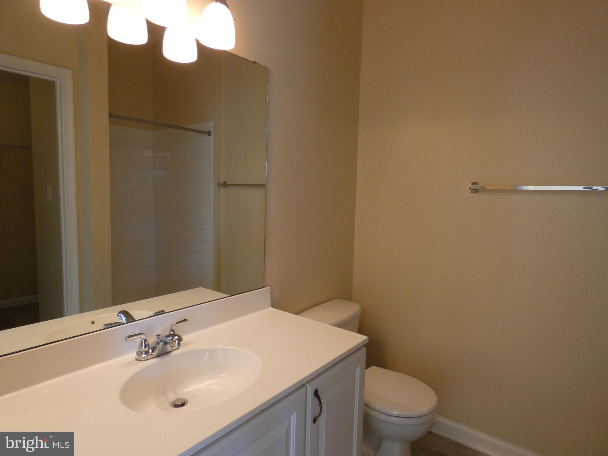 SALEM FIELDS - Residential Lease