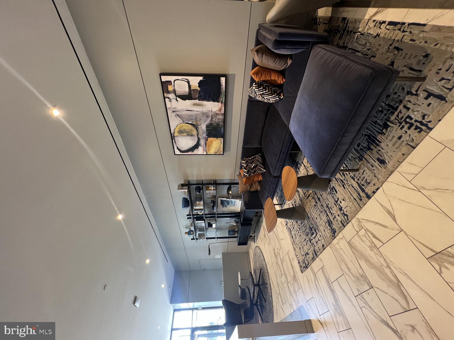 CAPITOL RIVERFRONT - Residential