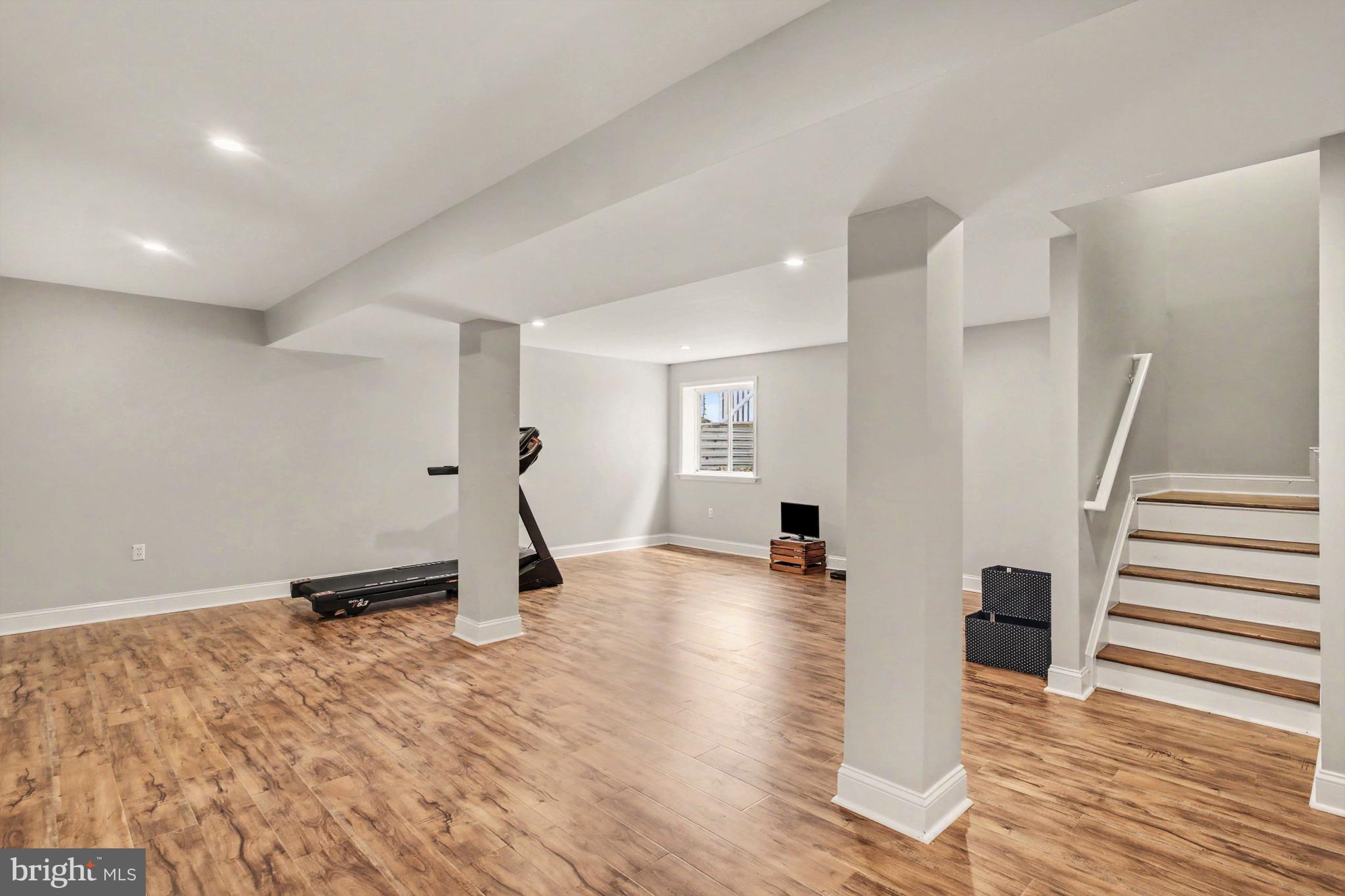 FLORIN HILL - Residential