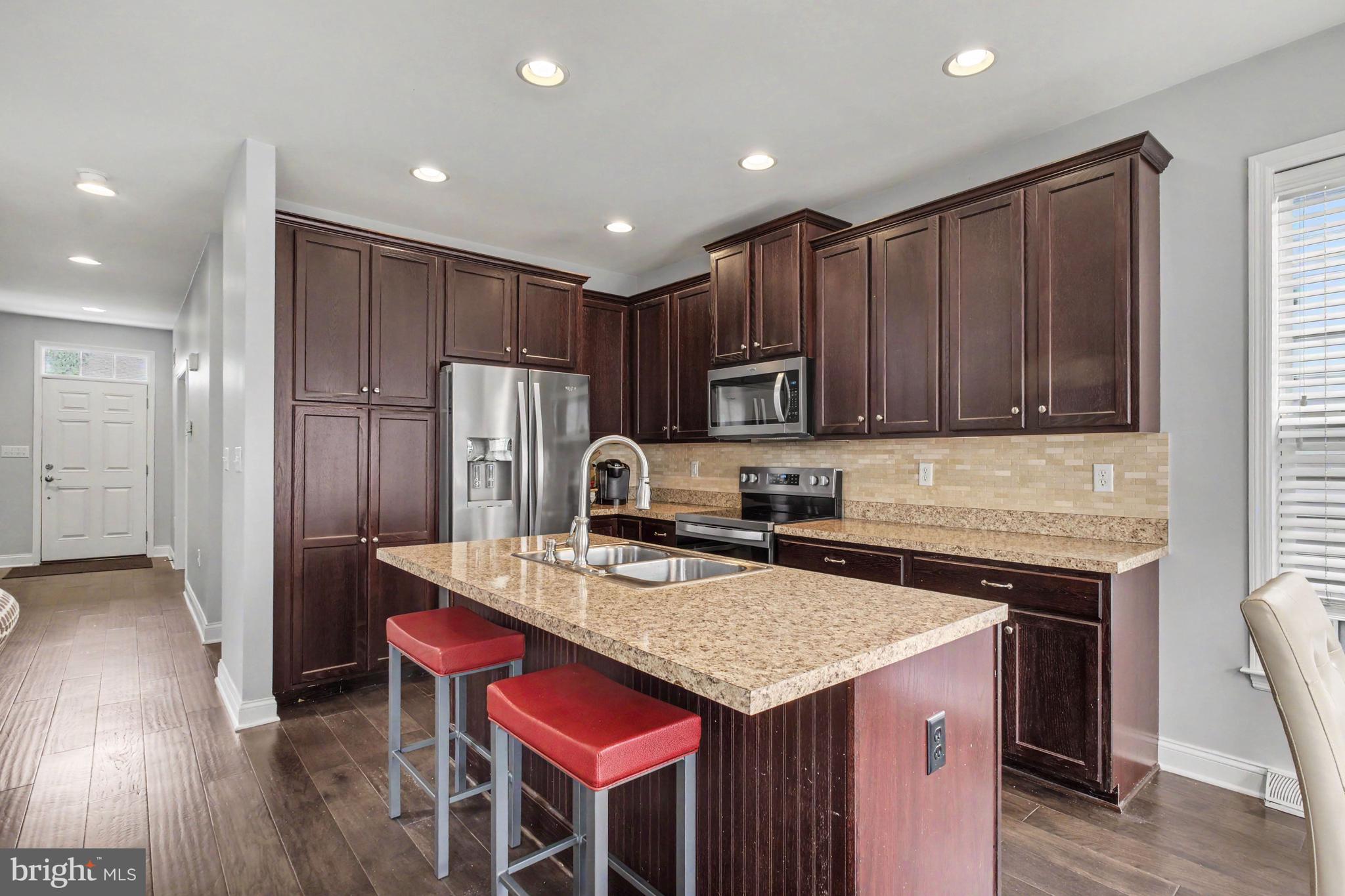 FLORIN HILL - Residential