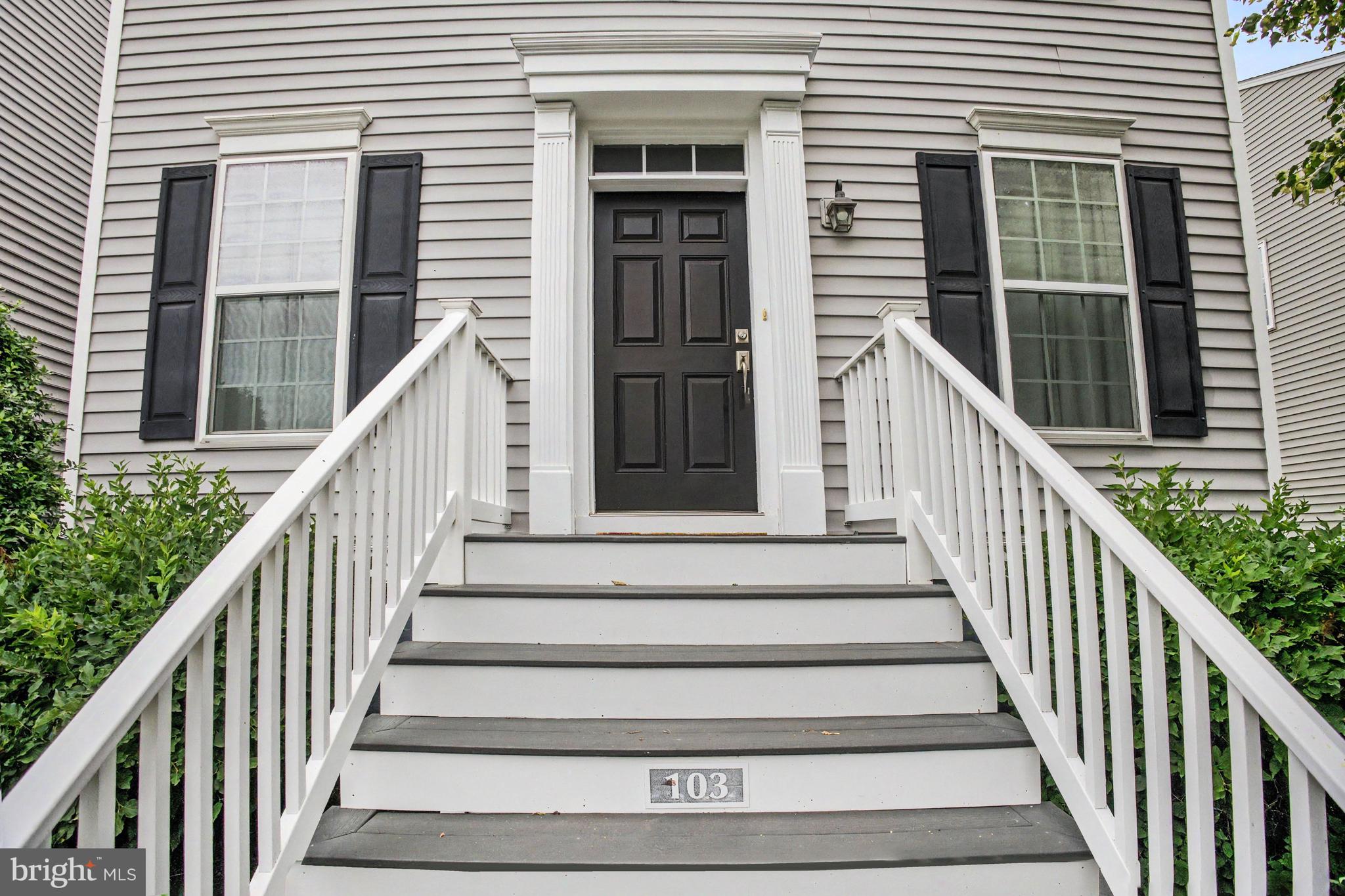 FLORIN HILL - Residential