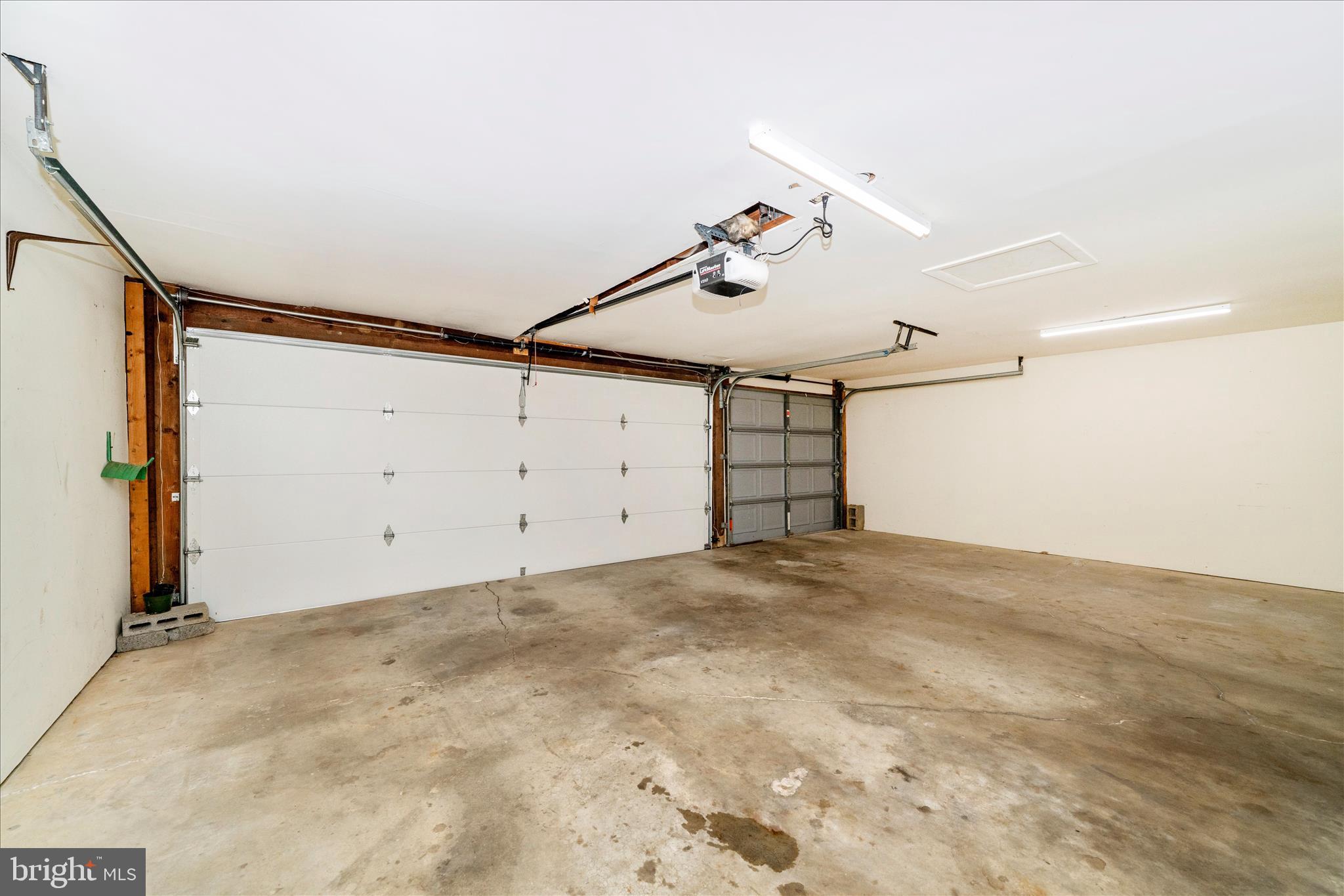 ROSSMOOR LEISURE WORLD - Residential