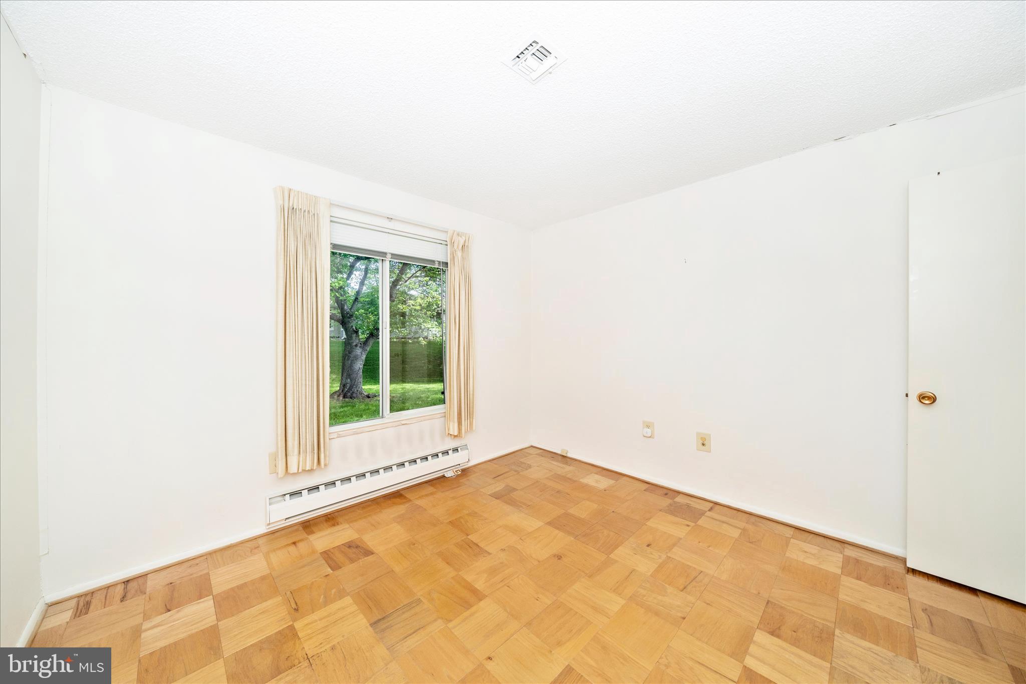ROSSMOOR LEISURE WORLD - Residential