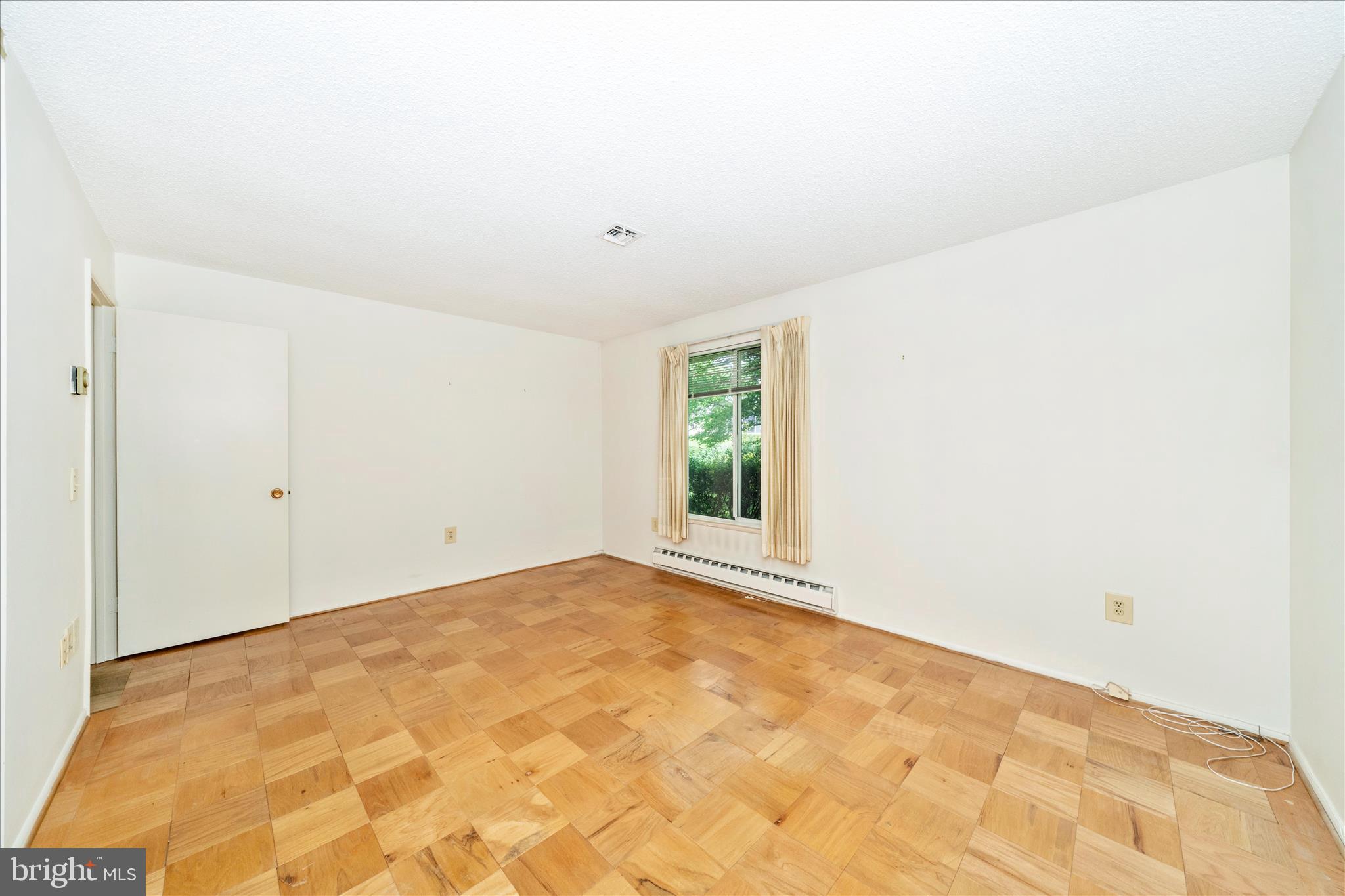 ROSSMOOR LEISURE WORLD - Residential
