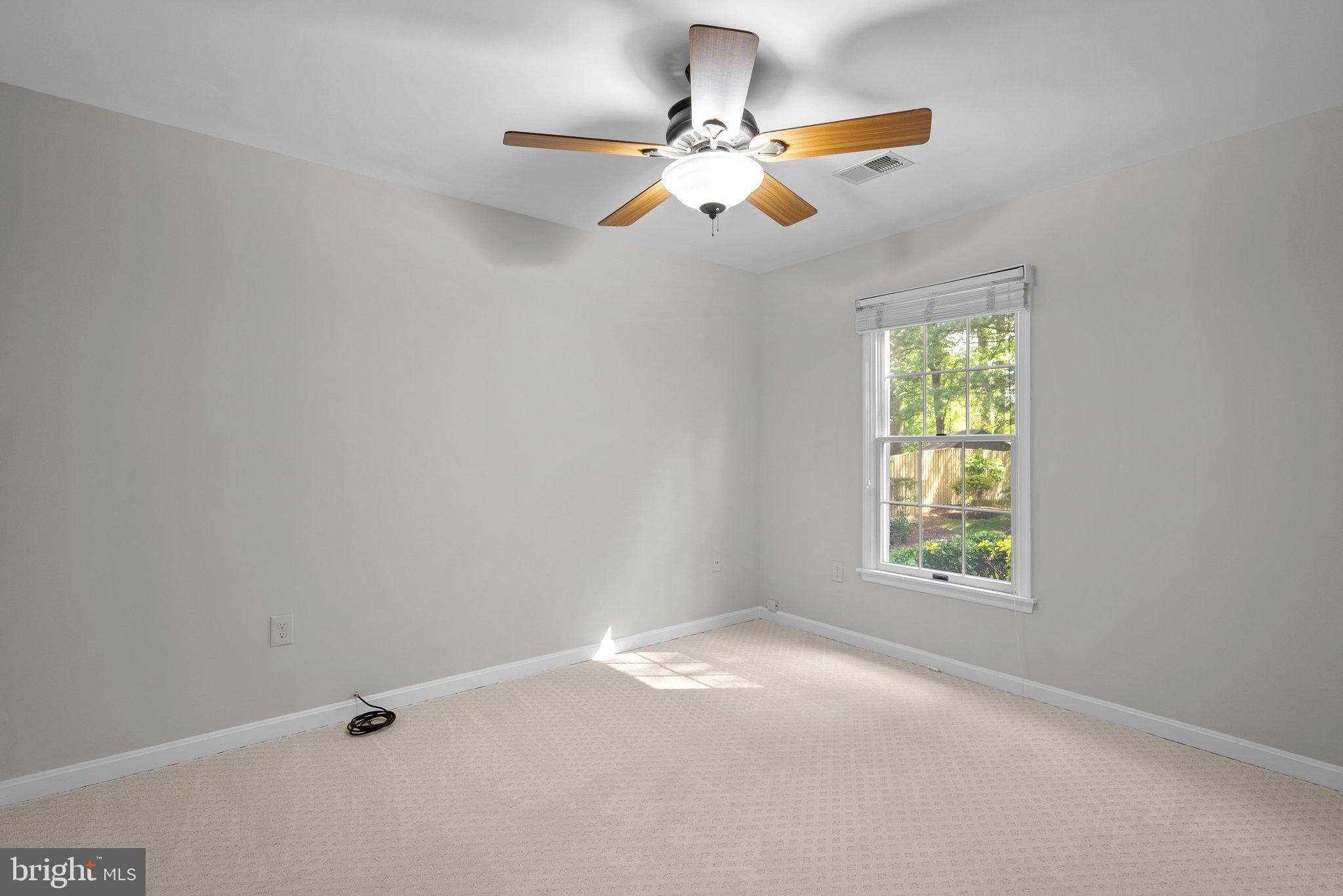 NAPLES MANOR - Residential