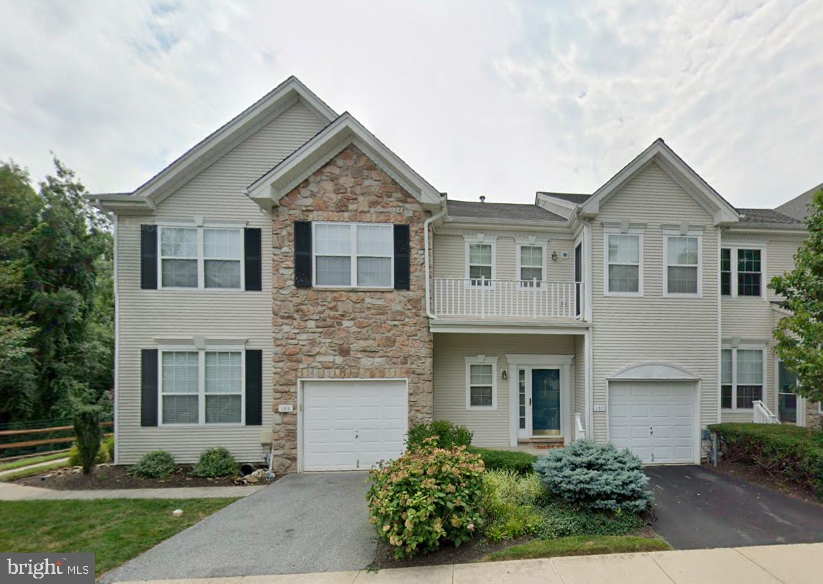 BRANDYWINE @ THORN - Residential