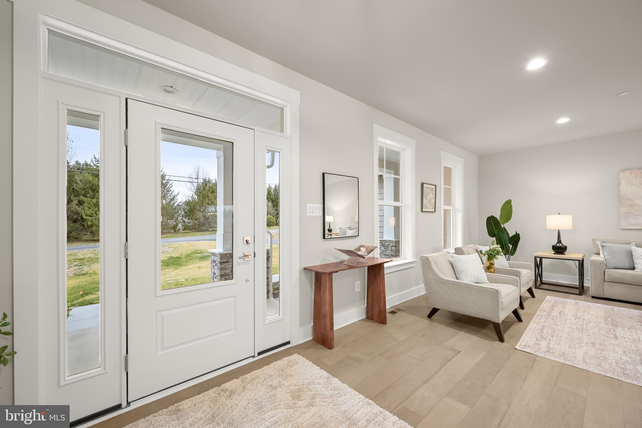 LIONS CROSSING - Residential