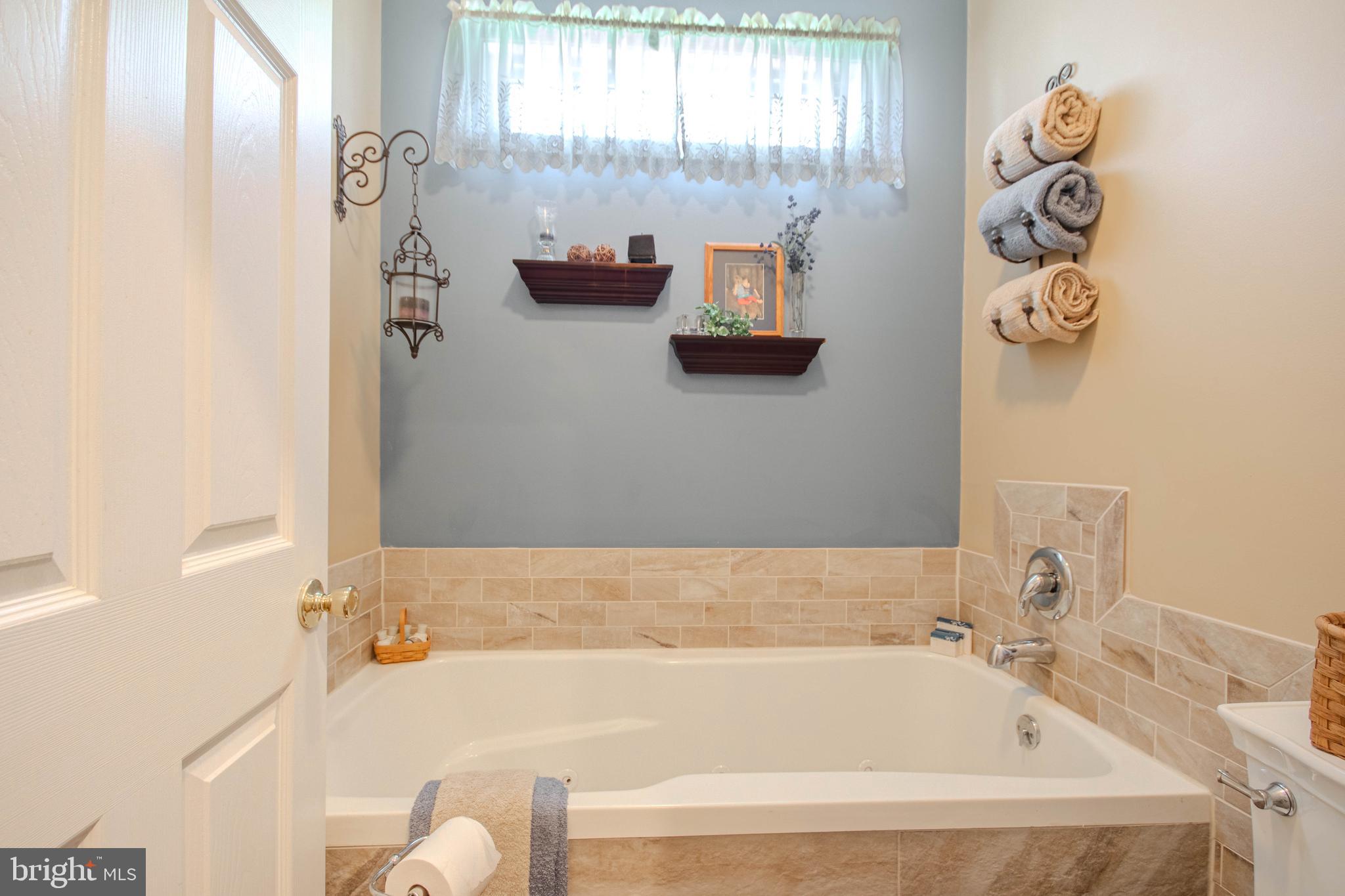 ADVENTURE FARMS - Residential