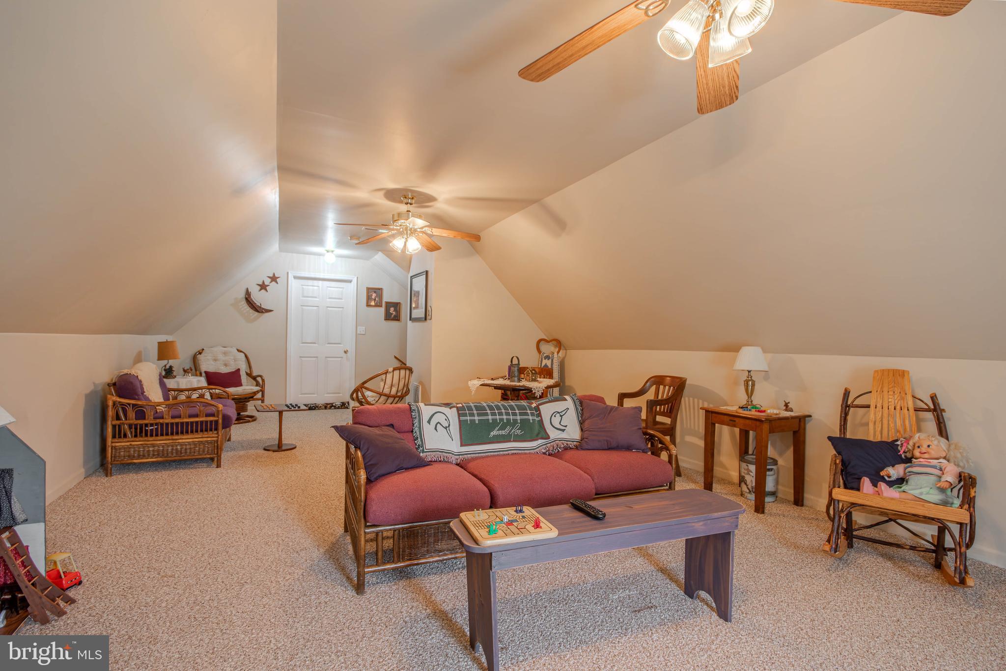 ADVENTURE FARMS - Residential