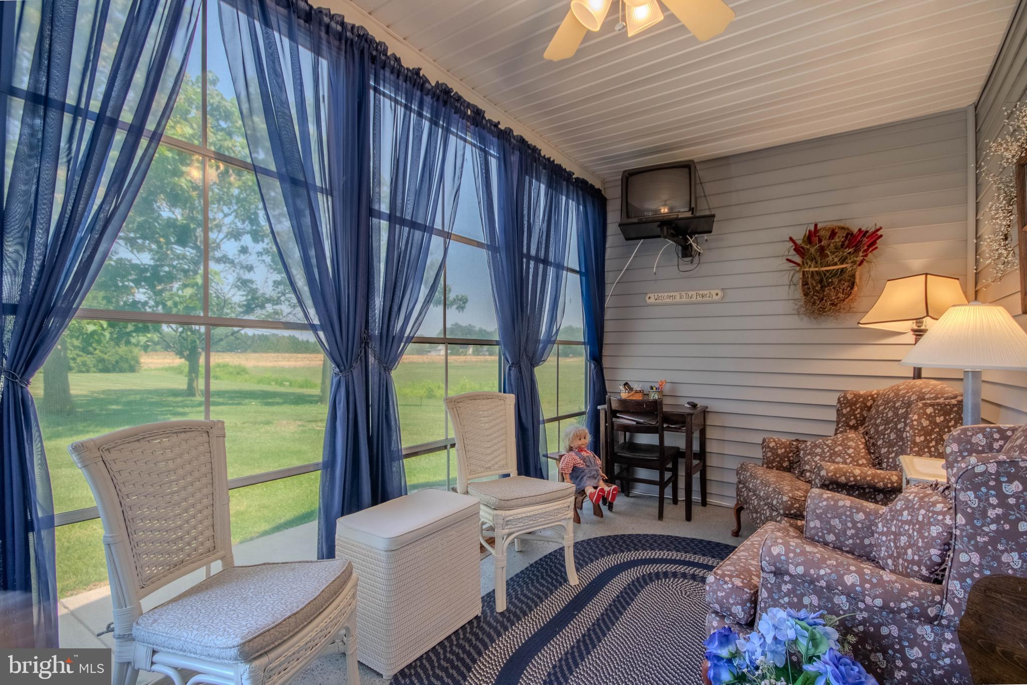 ADVENTURE FARMS - Residential
