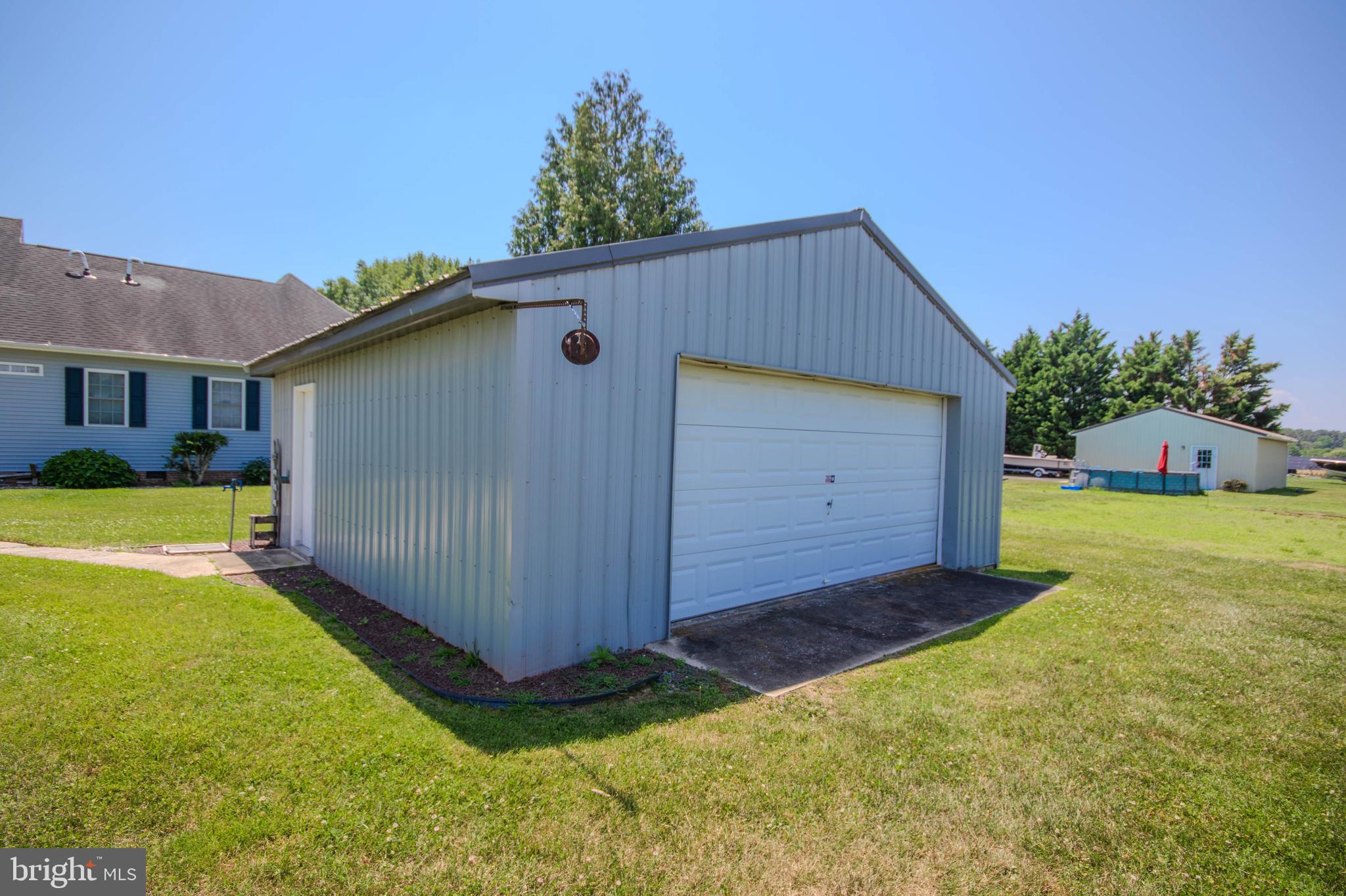 ADVENTURE FARMS - Residential