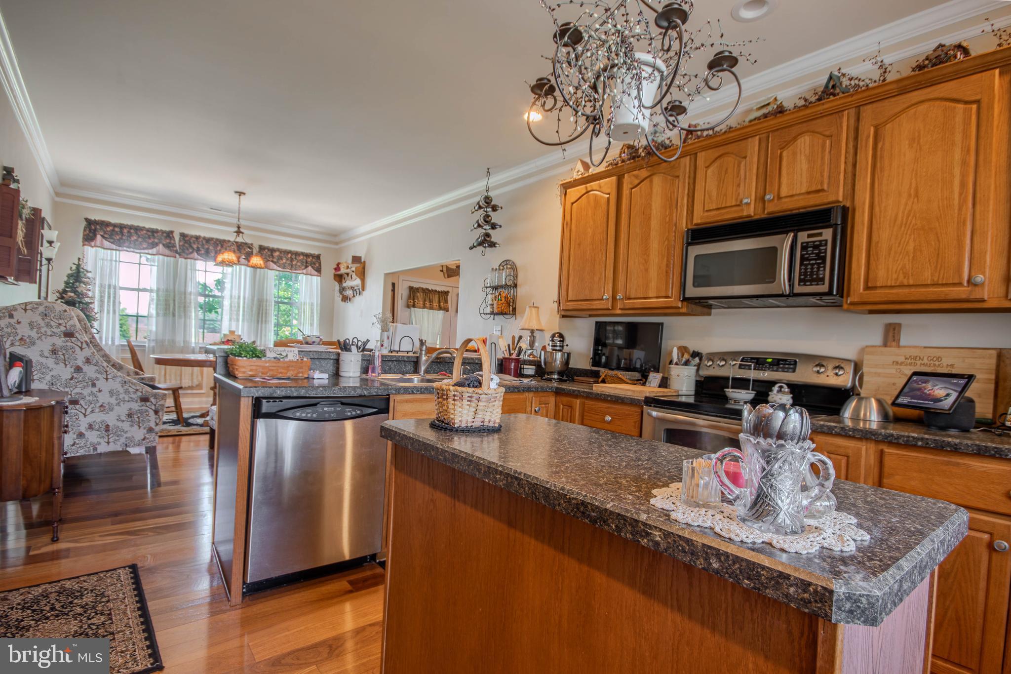 ADVENTURE FARMS - Residential