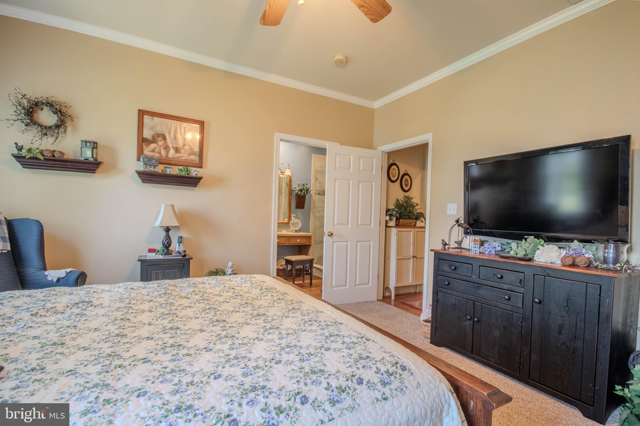 ADVENTURE FARMS - Residential