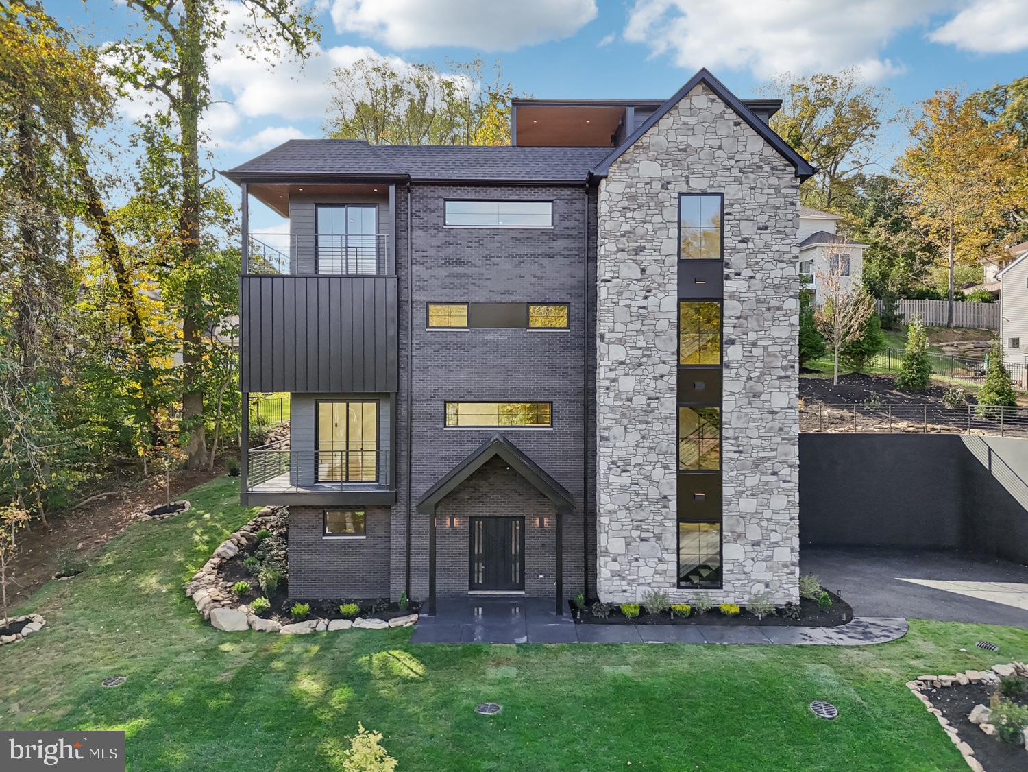 RUNNYMEADE FARMS - Residential