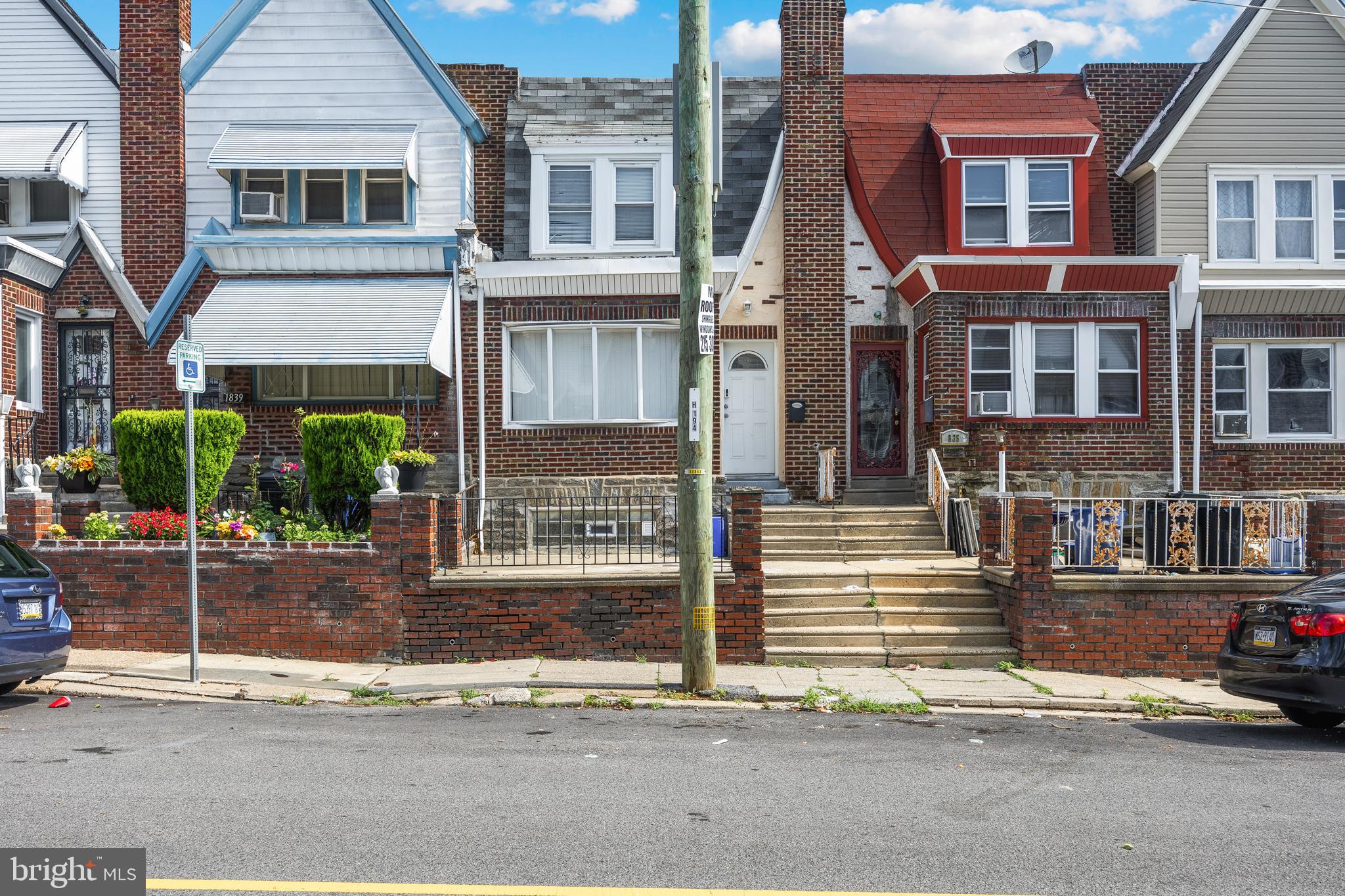 WEST OAK LANE - Residential