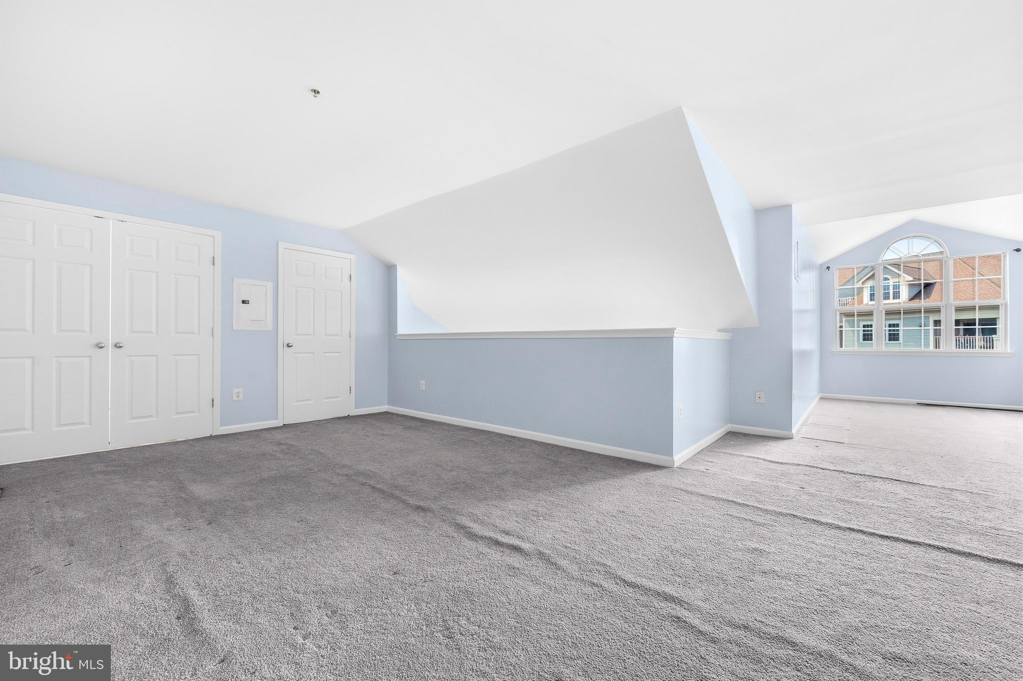 STONE RIDGE - Residential