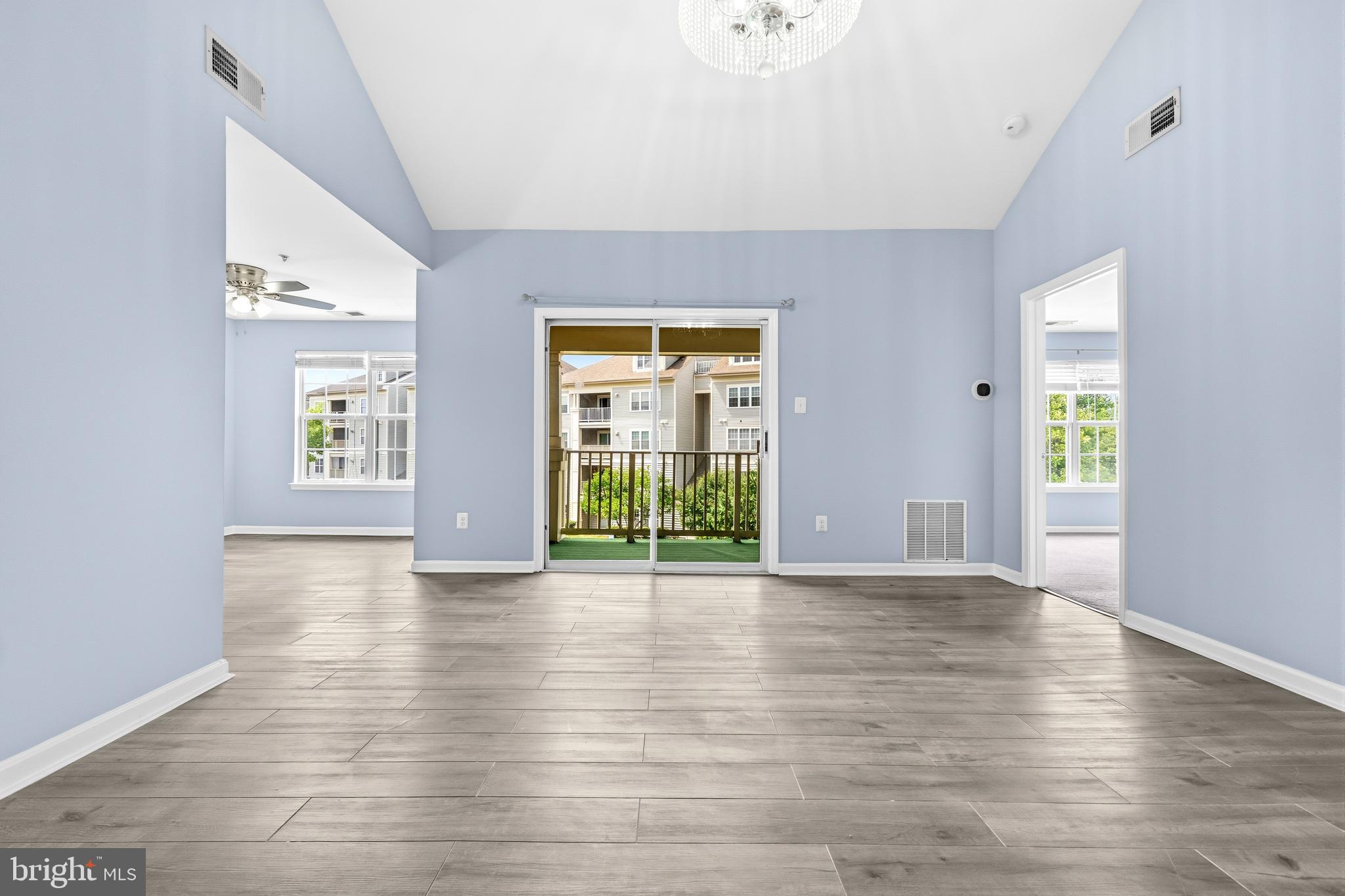 STONE RIDGE - Residential
