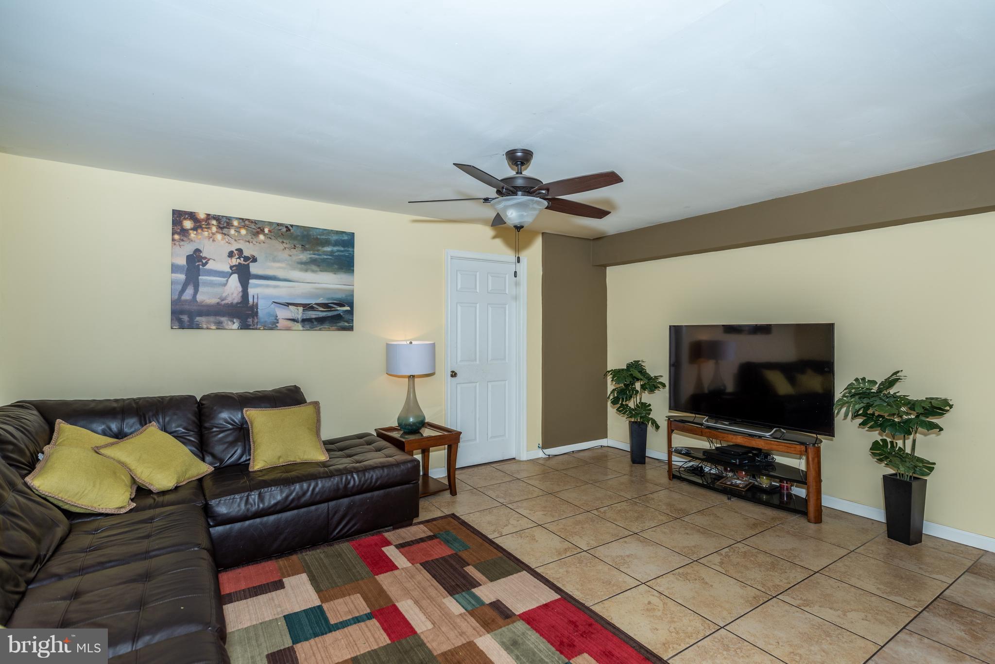 HAMPTON - Residential