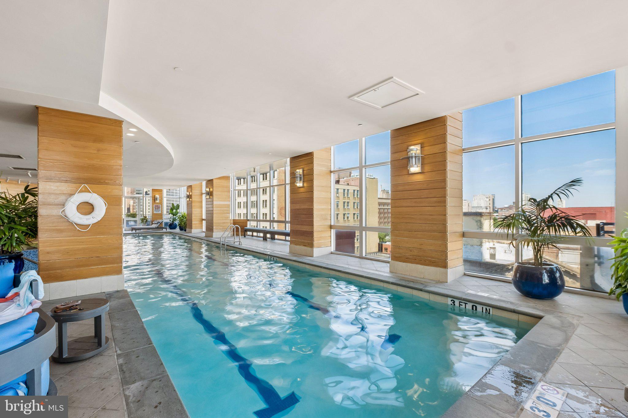 AVENUE OF THE ARTS - Residential