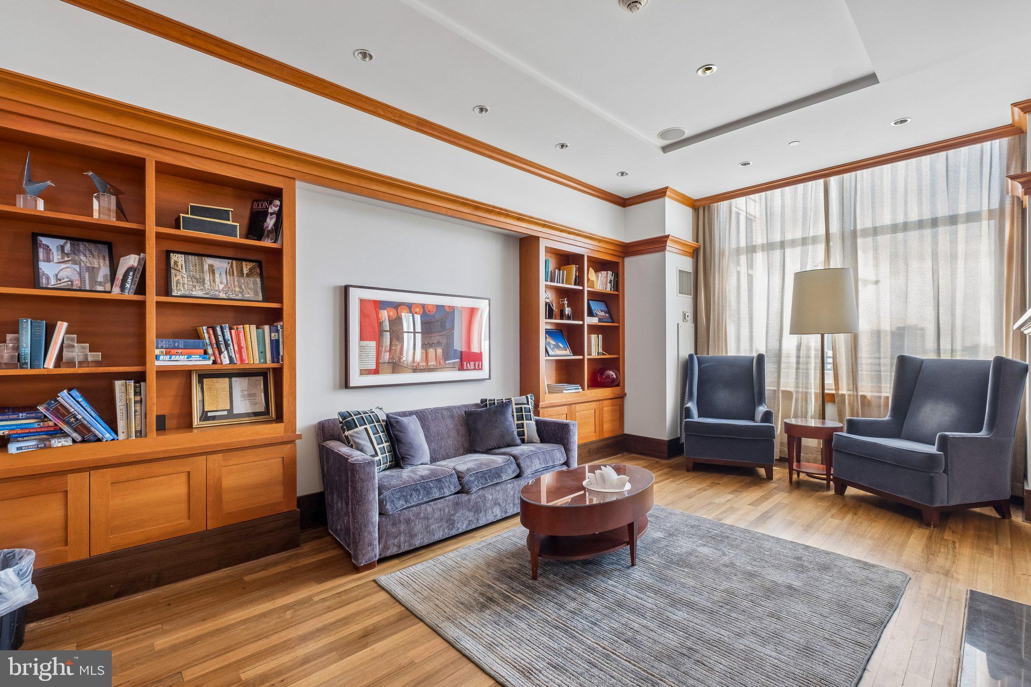 AVENUE OF THE ARTS - Residential