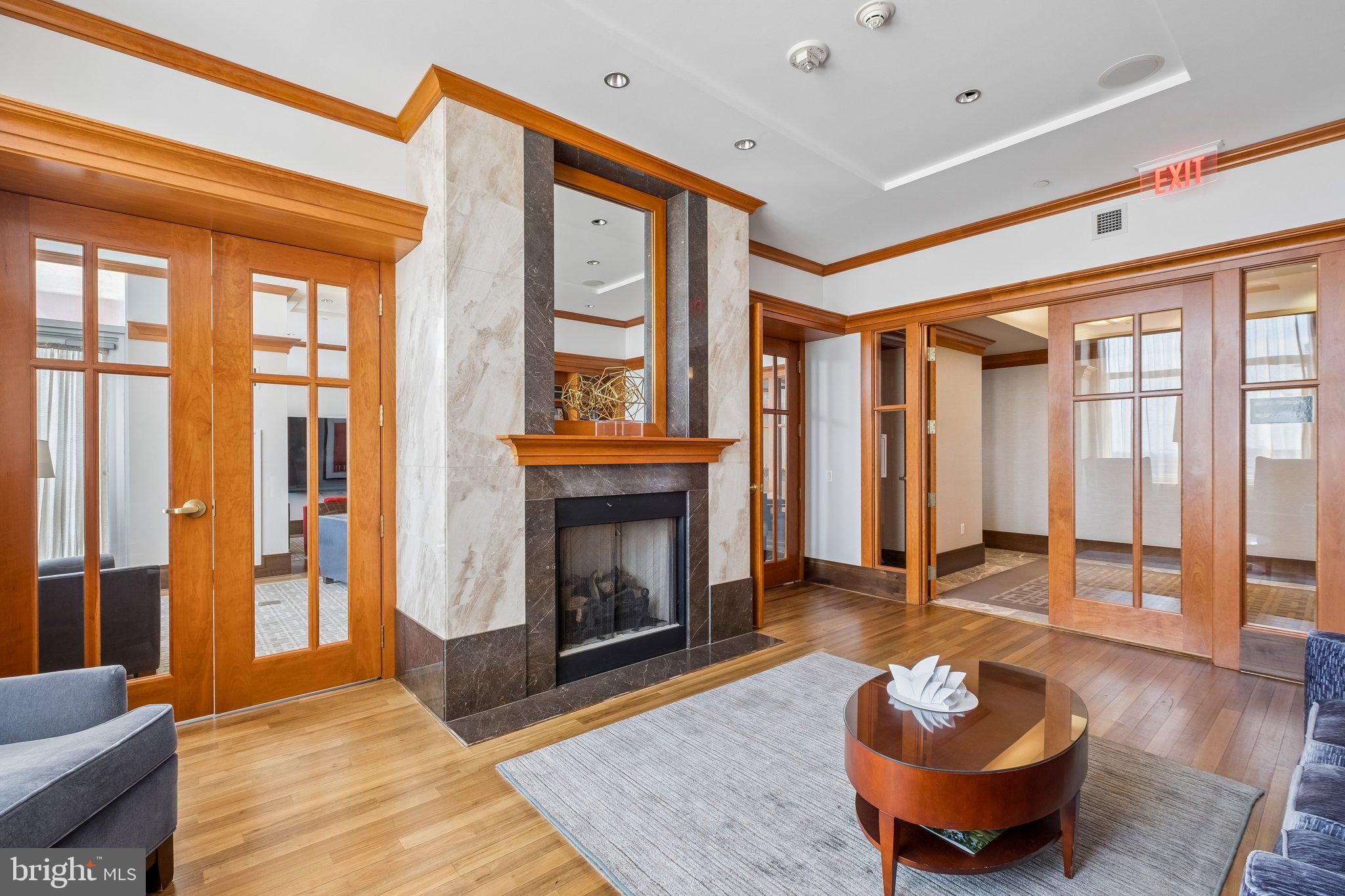 AVENUE OF THE ARTS - Residential