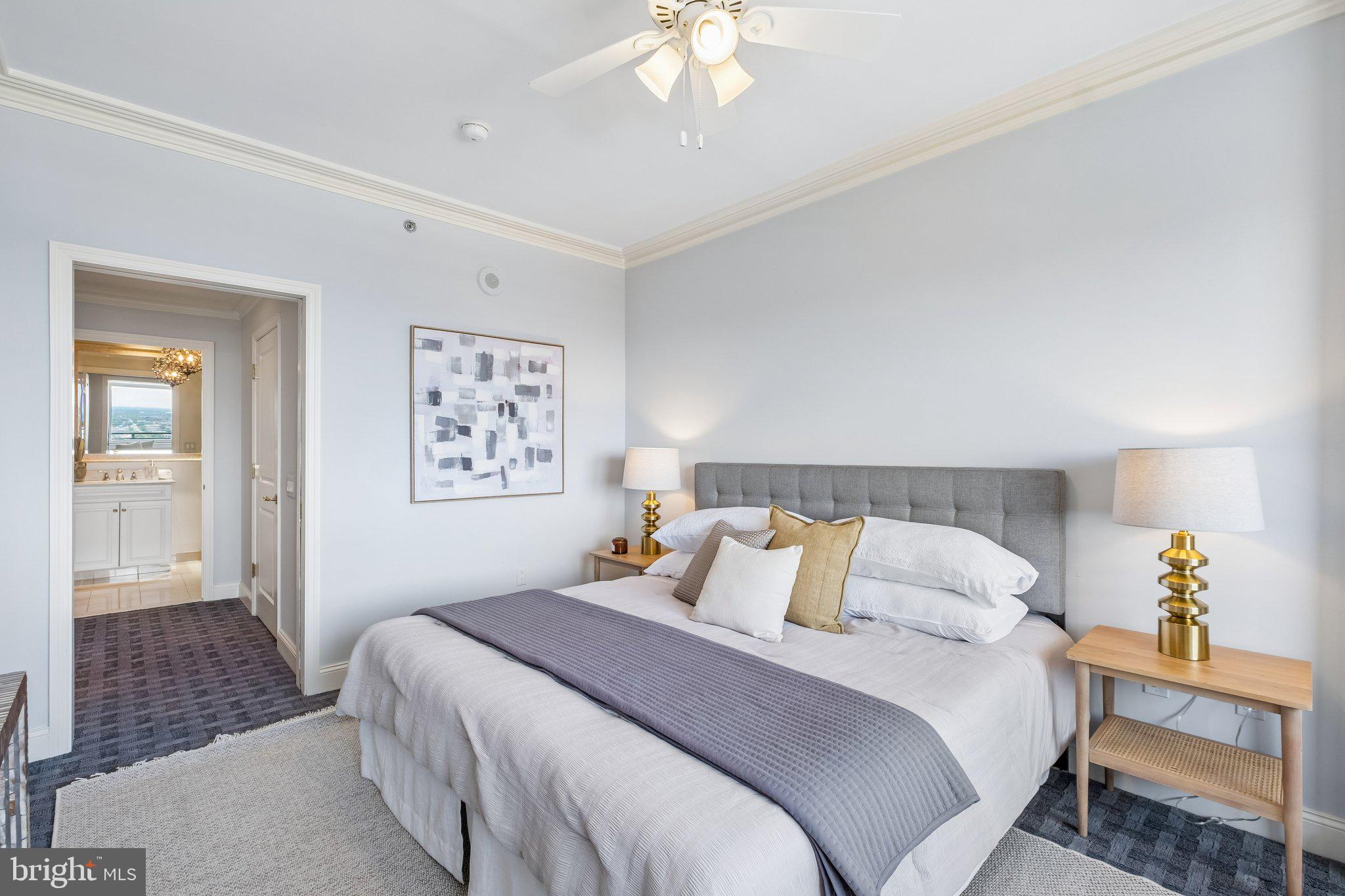AVENUE OF THE ARTS - Residential