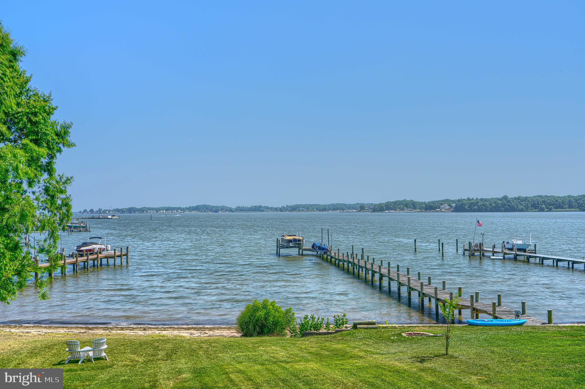 MIDDLE RIVER - Residential