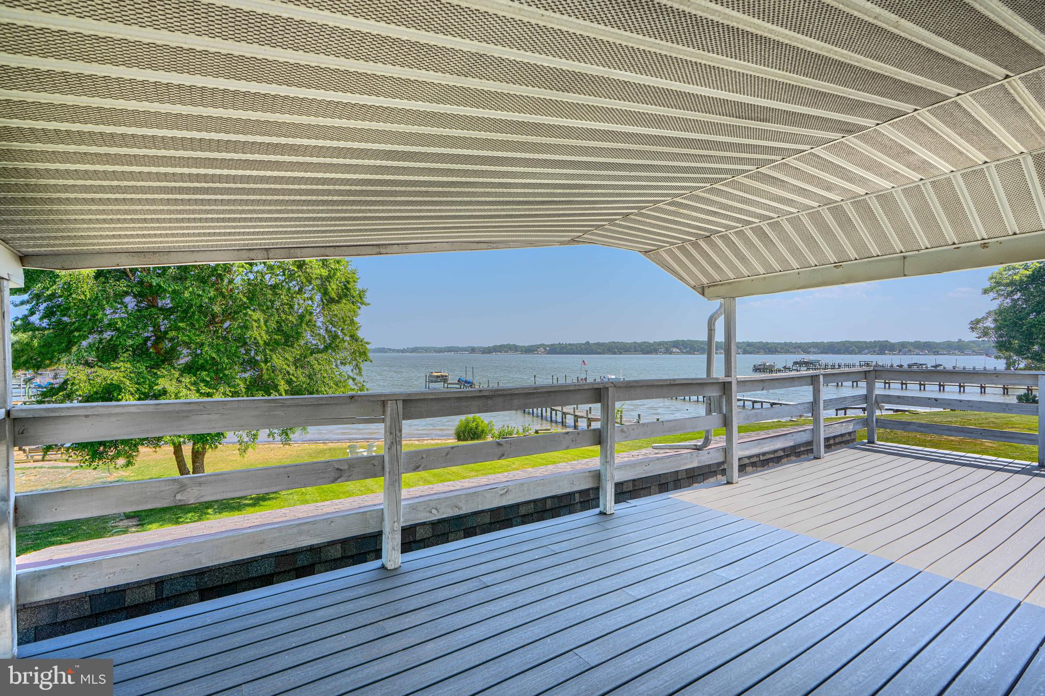 MIDDLE RIVER - Residential