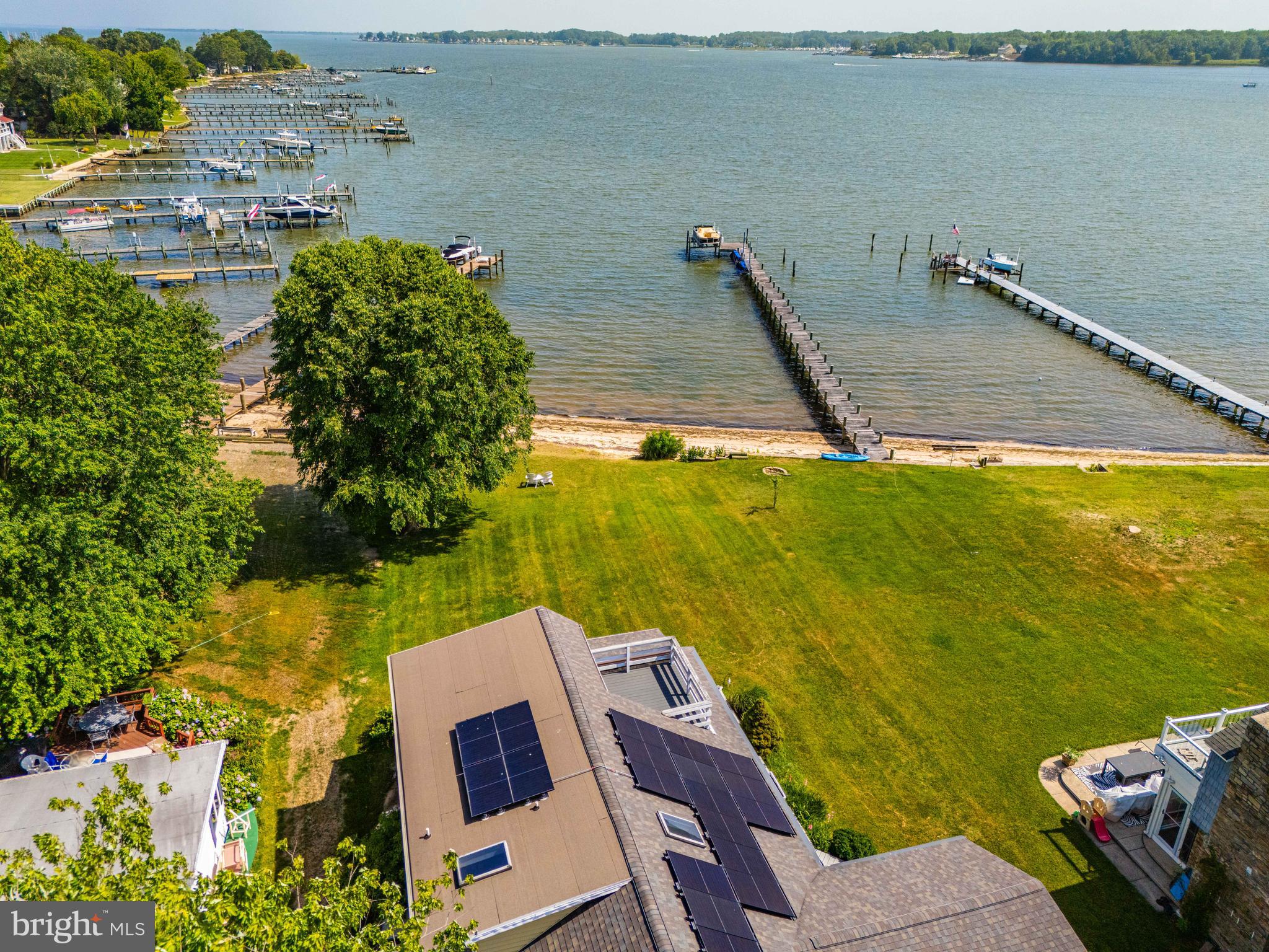 MIDDLE RIVER - Residential