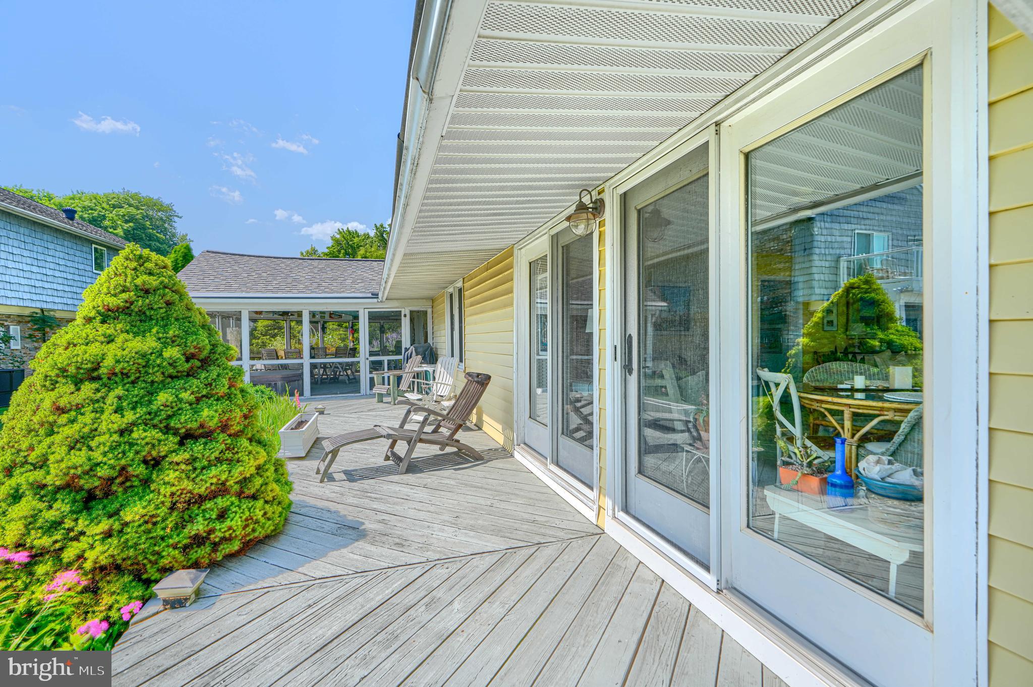 MIDDLE RIVER - Residential