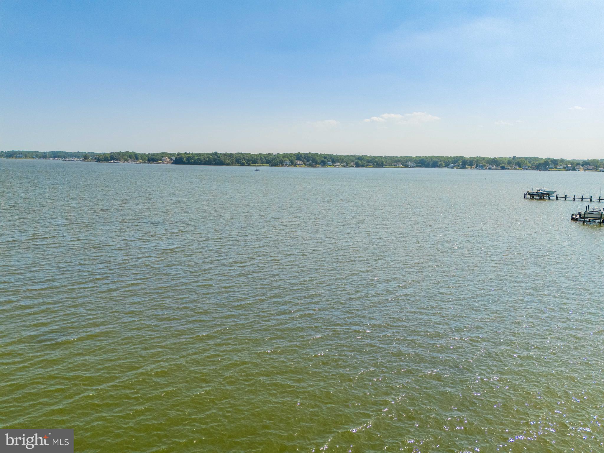 MIDDLE RIVER - Residential