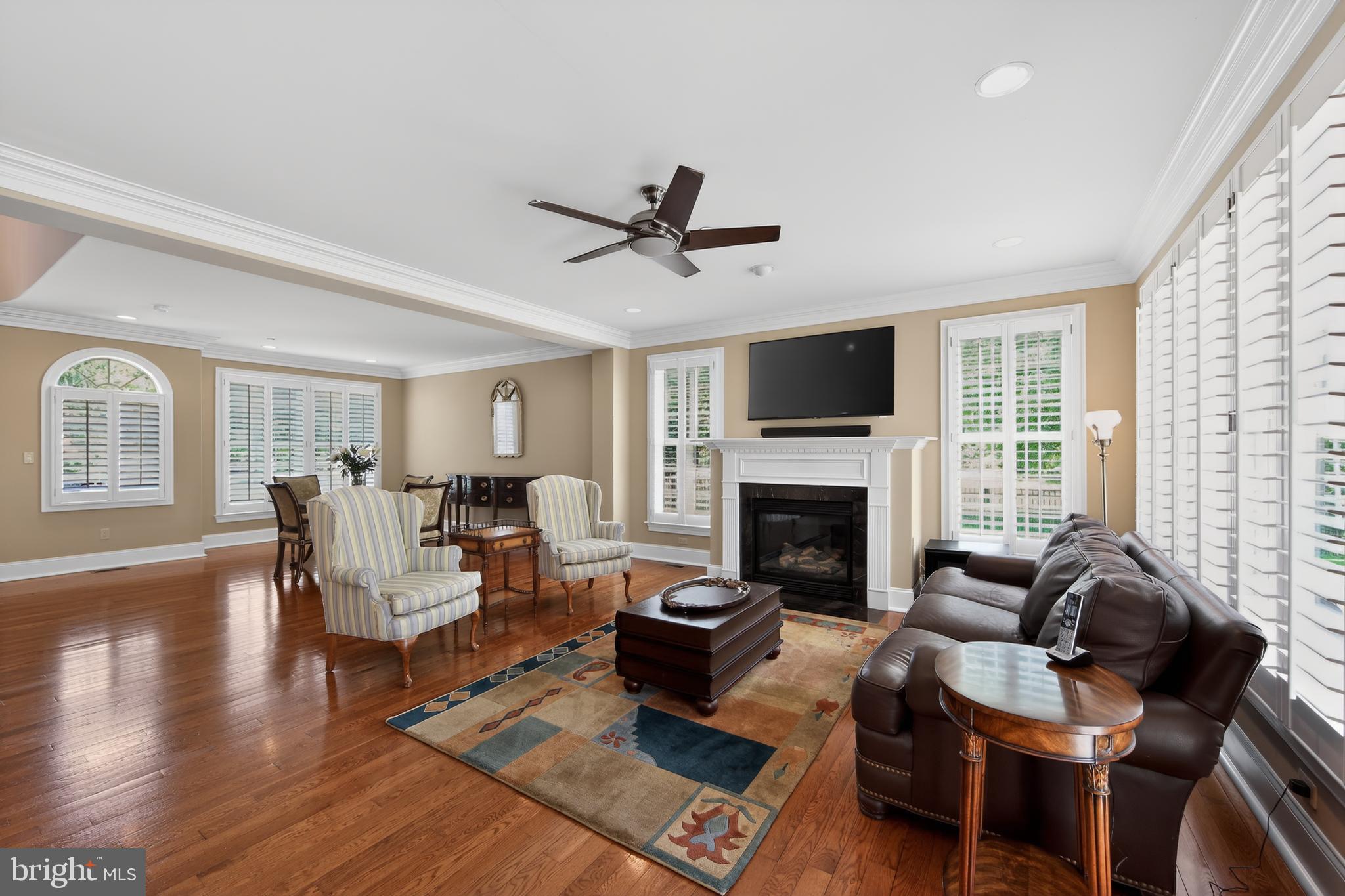 KENMORE WOODS - Residential