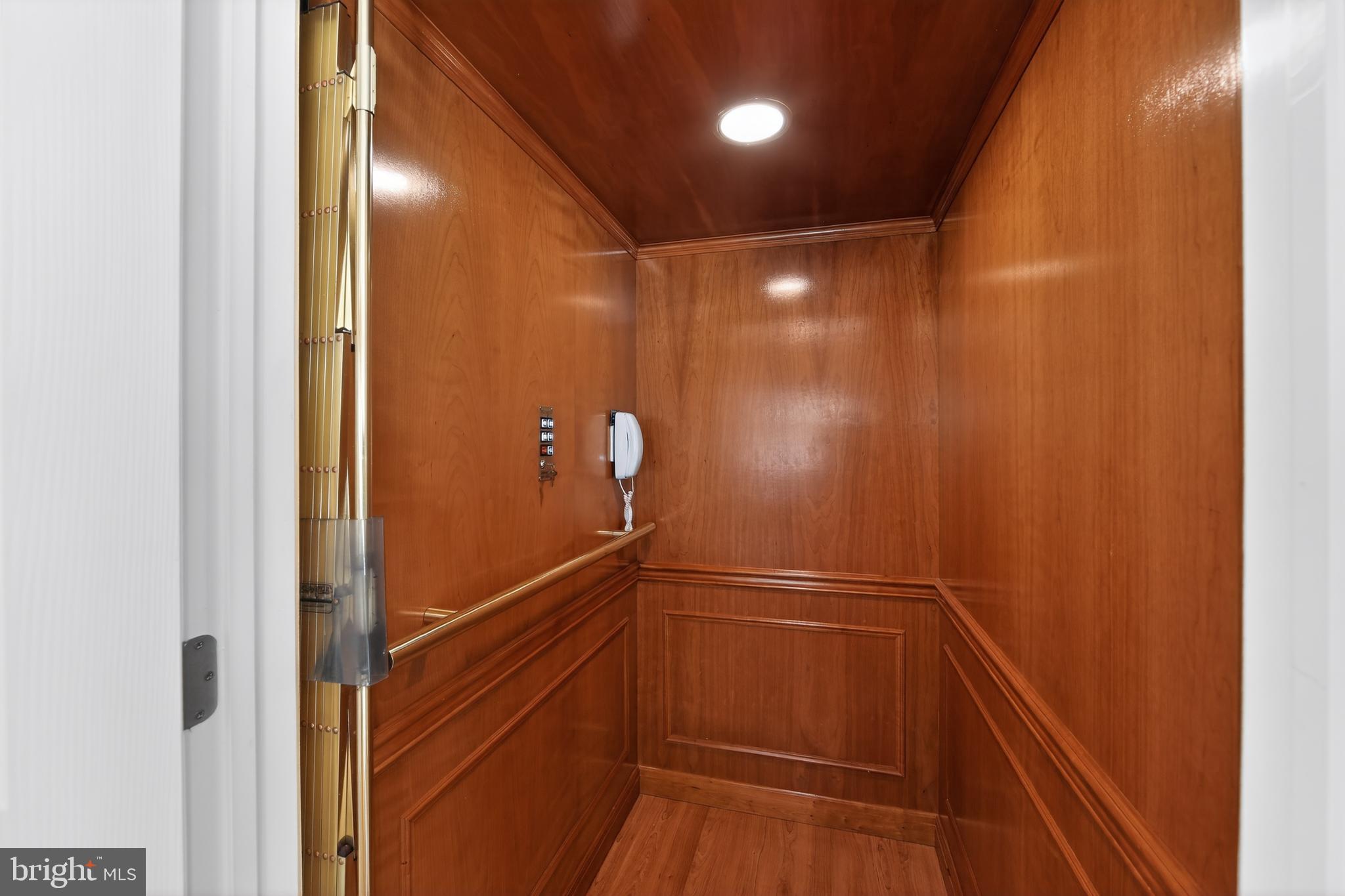 KENMORE WOODS - Residential