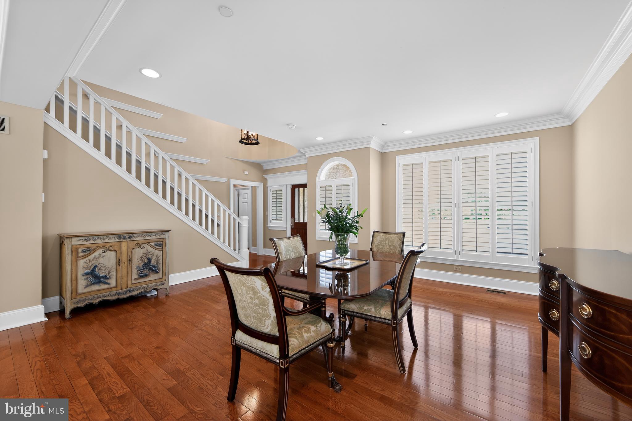 KENMORE WOODS - Residential
