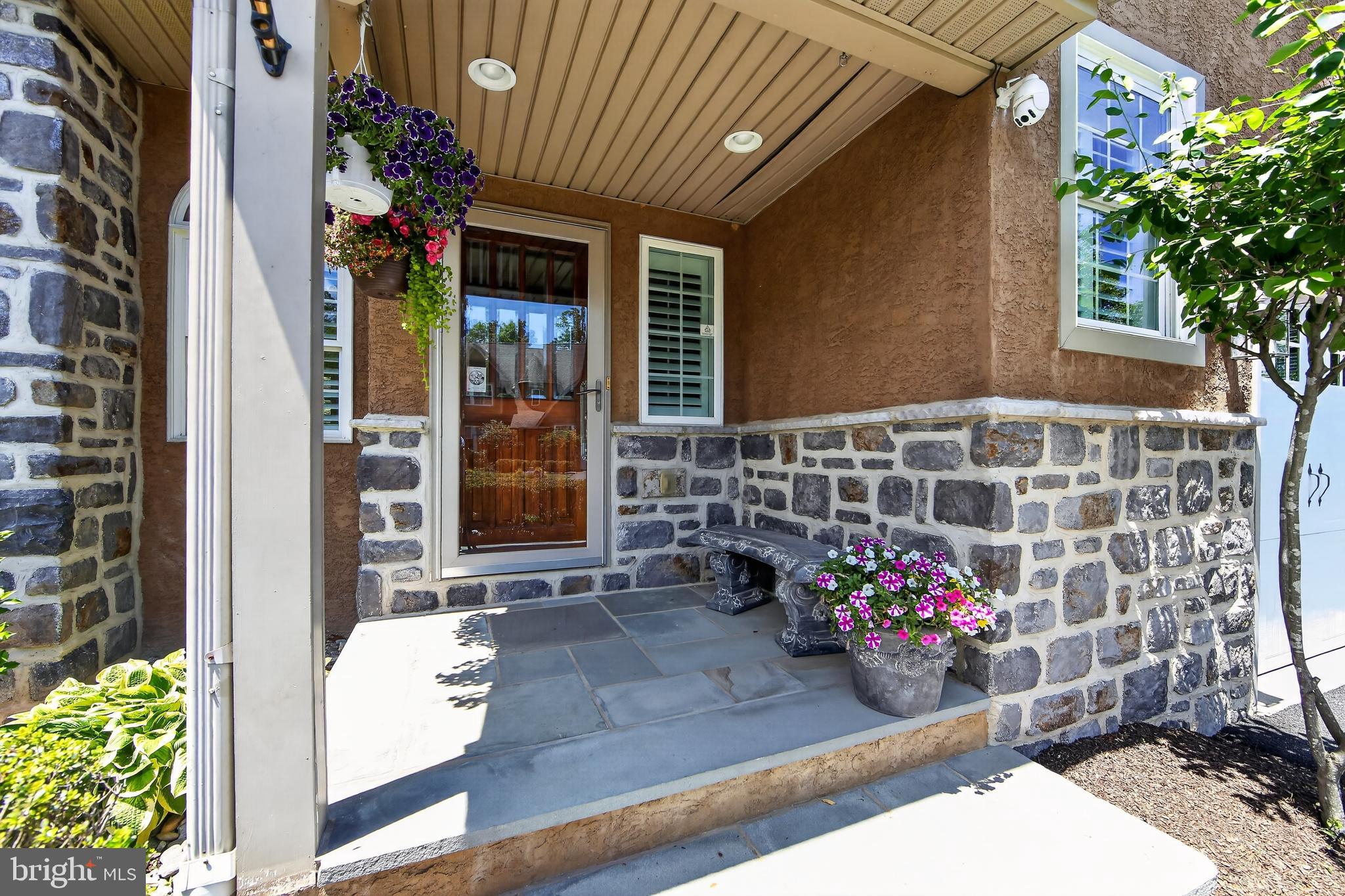 KENMORE WOODS - Residential