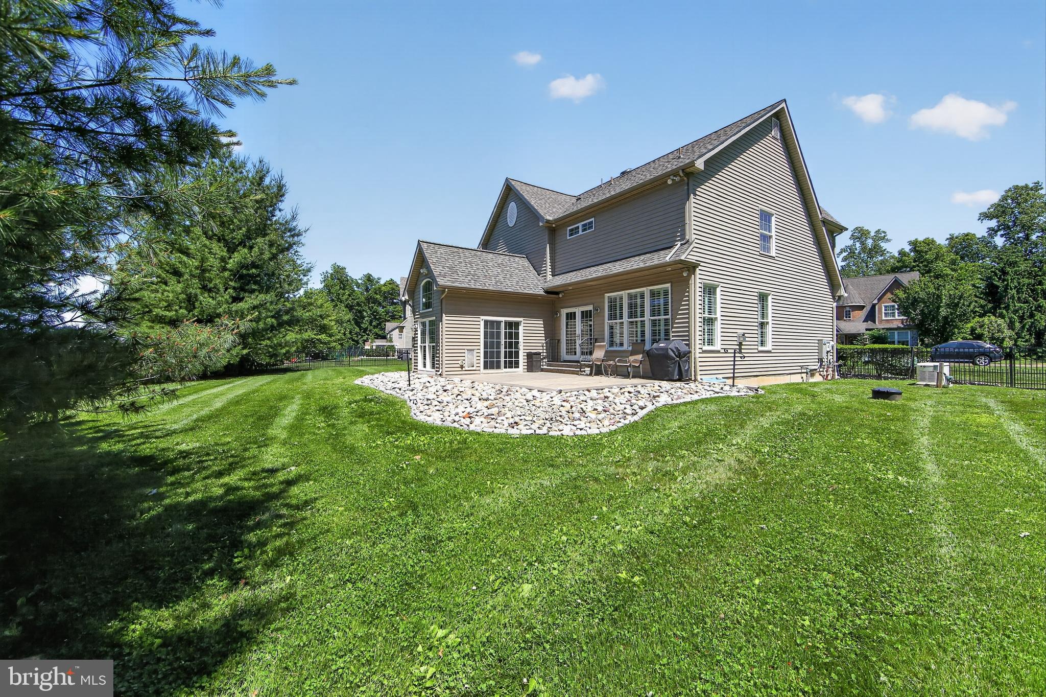 KENMORE WOODS - Residential