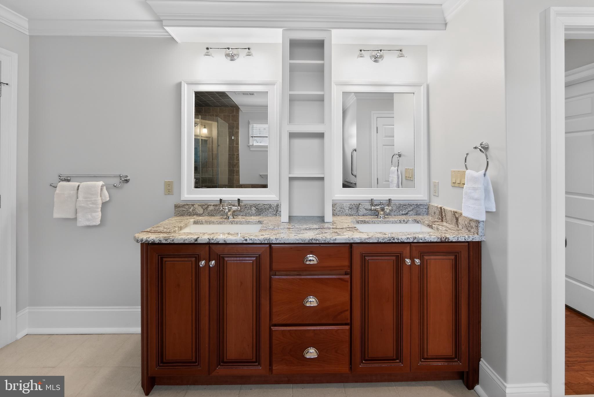 KENMORE WOODS - Residential