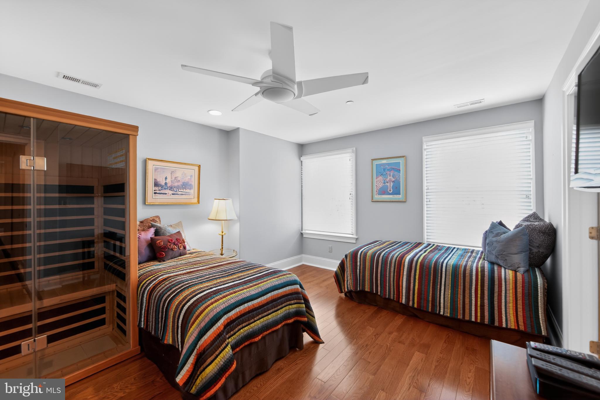 KENMORE WOODS - Residential