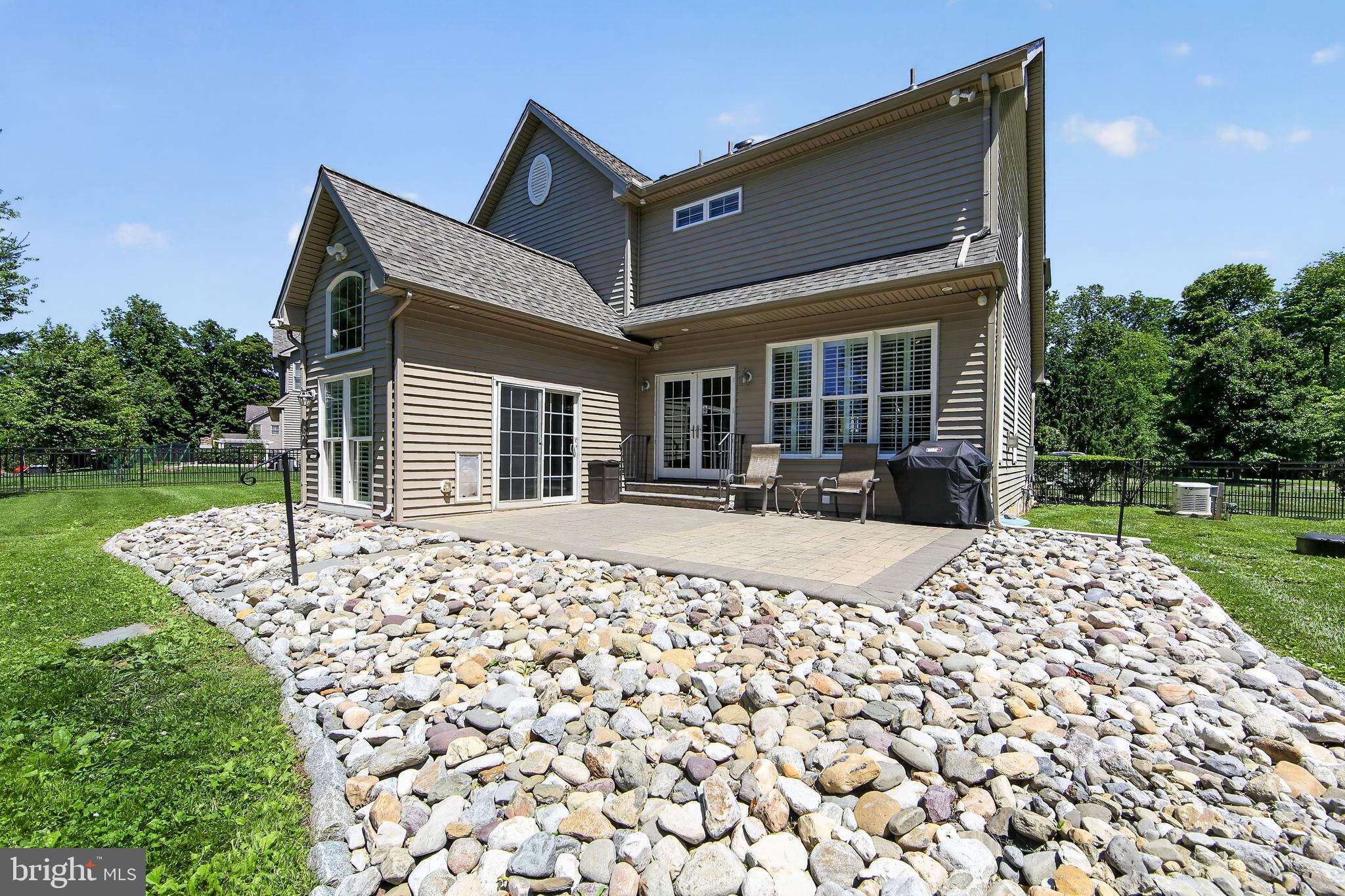 KENMORE WOODS - Residential