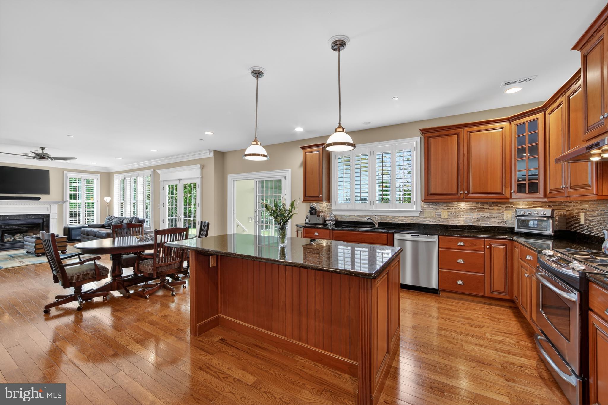 KENMORE WOODS - Residential