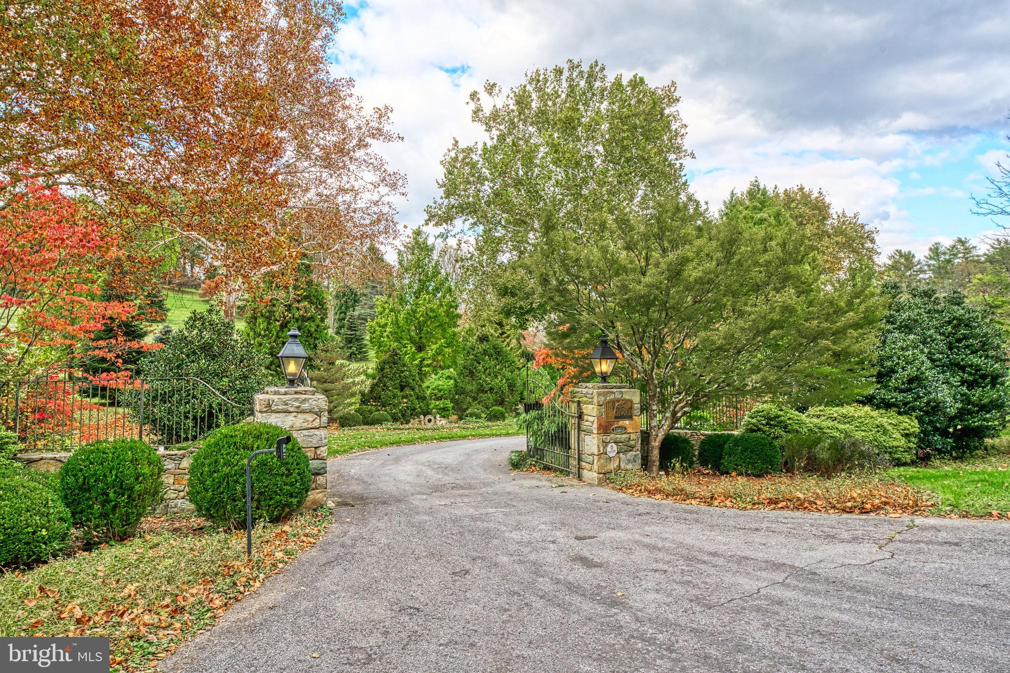TAYLORSTOWN - Residential